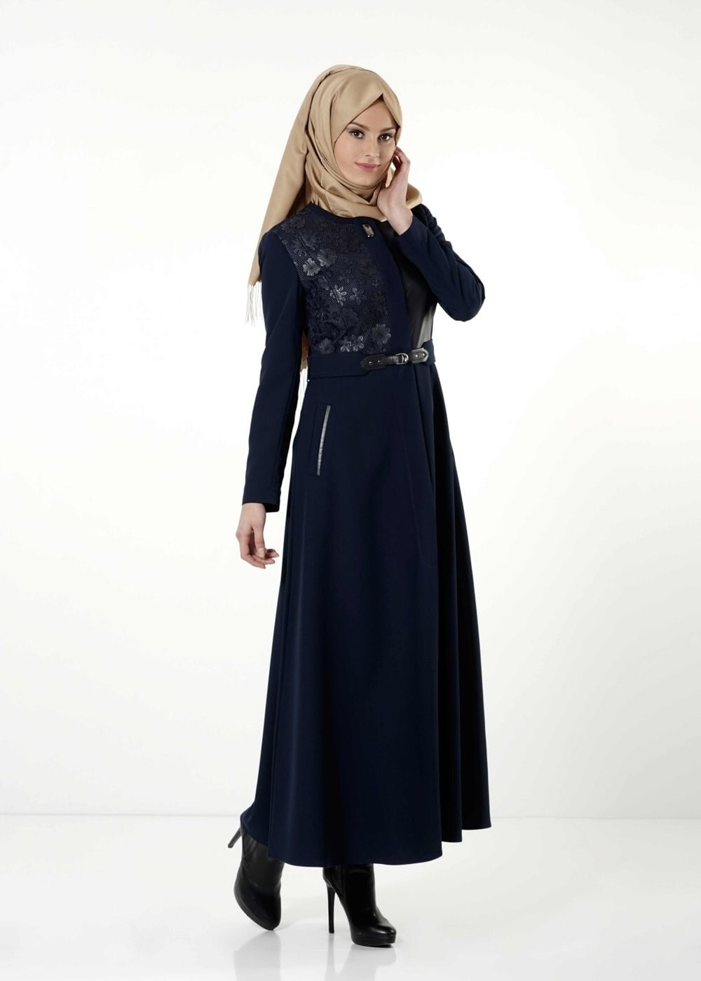 Tesettür giyim LACİVERT GÜPÜR DETAYLI PARDESÜ 1610 