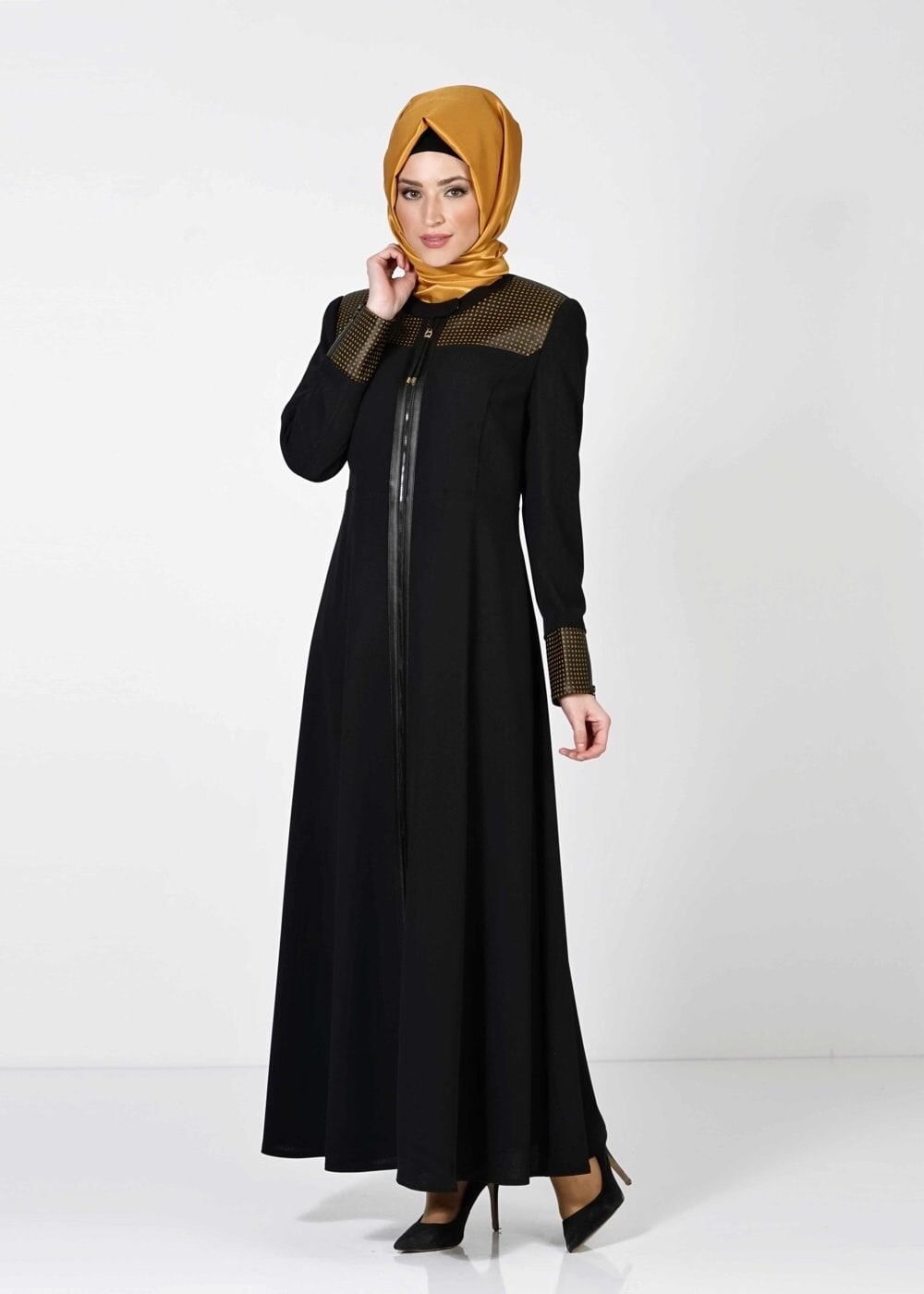 Tesettür giyim SİYAH KARE DESENLİ FERMUARLI PARDESÜ 1615 