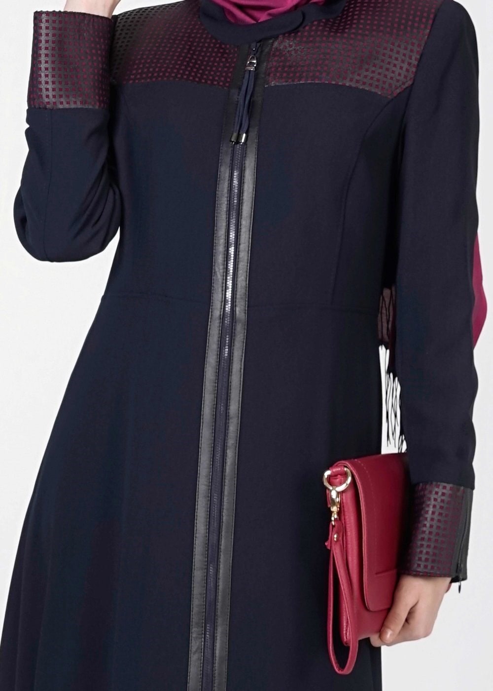 Tesettür giyim LACİVERT KARE DESENLİ FERMUARLI PARDESÜ 1615 