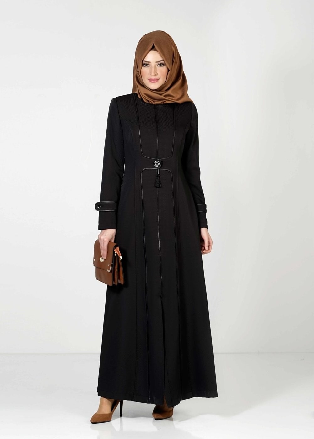 Tesettür giyim SİYAH FERMUARLI DÜĞME DETAYLI PARDESÜ 1619 