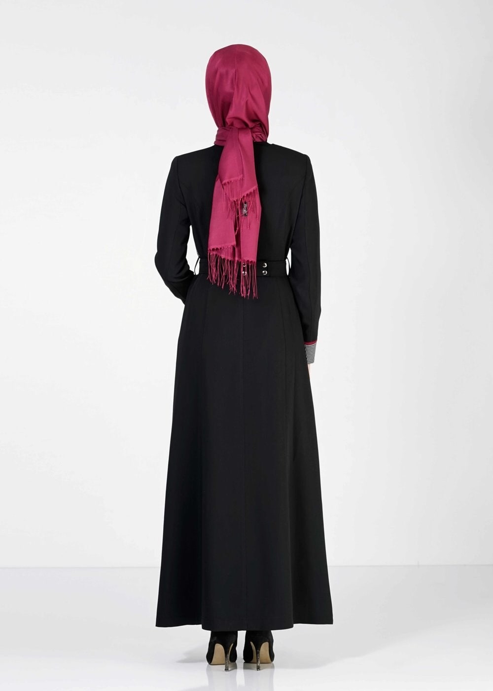 Tesettür giyim SİYAH PÖTİKARE DESEN PARDESÜ 1631 