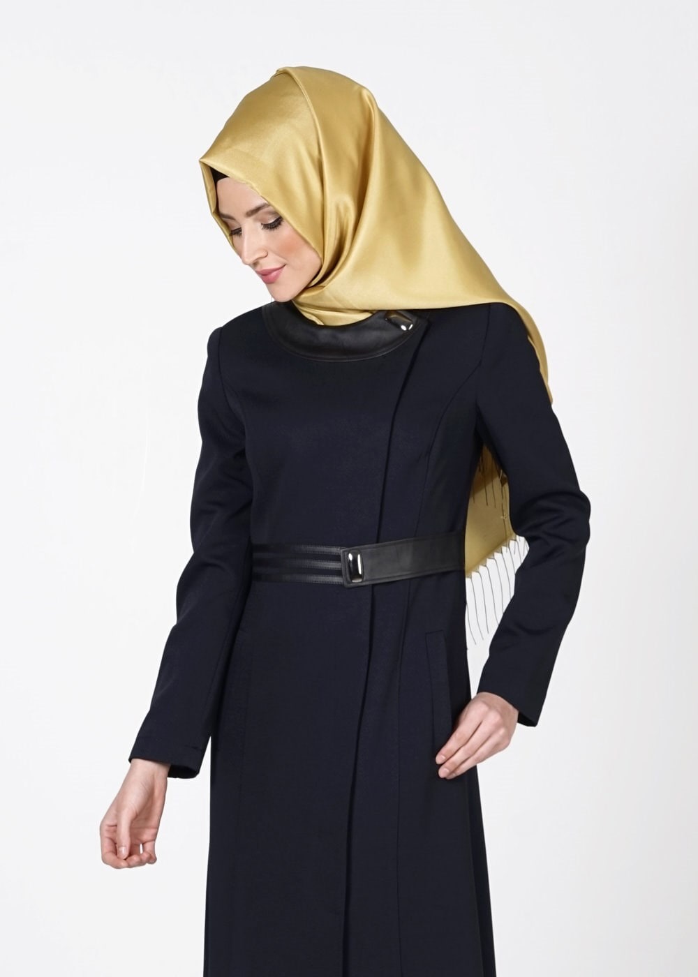 Tesettür giyim LACİVERT ÖNÜ TOKALI PARDESÜ 1637 