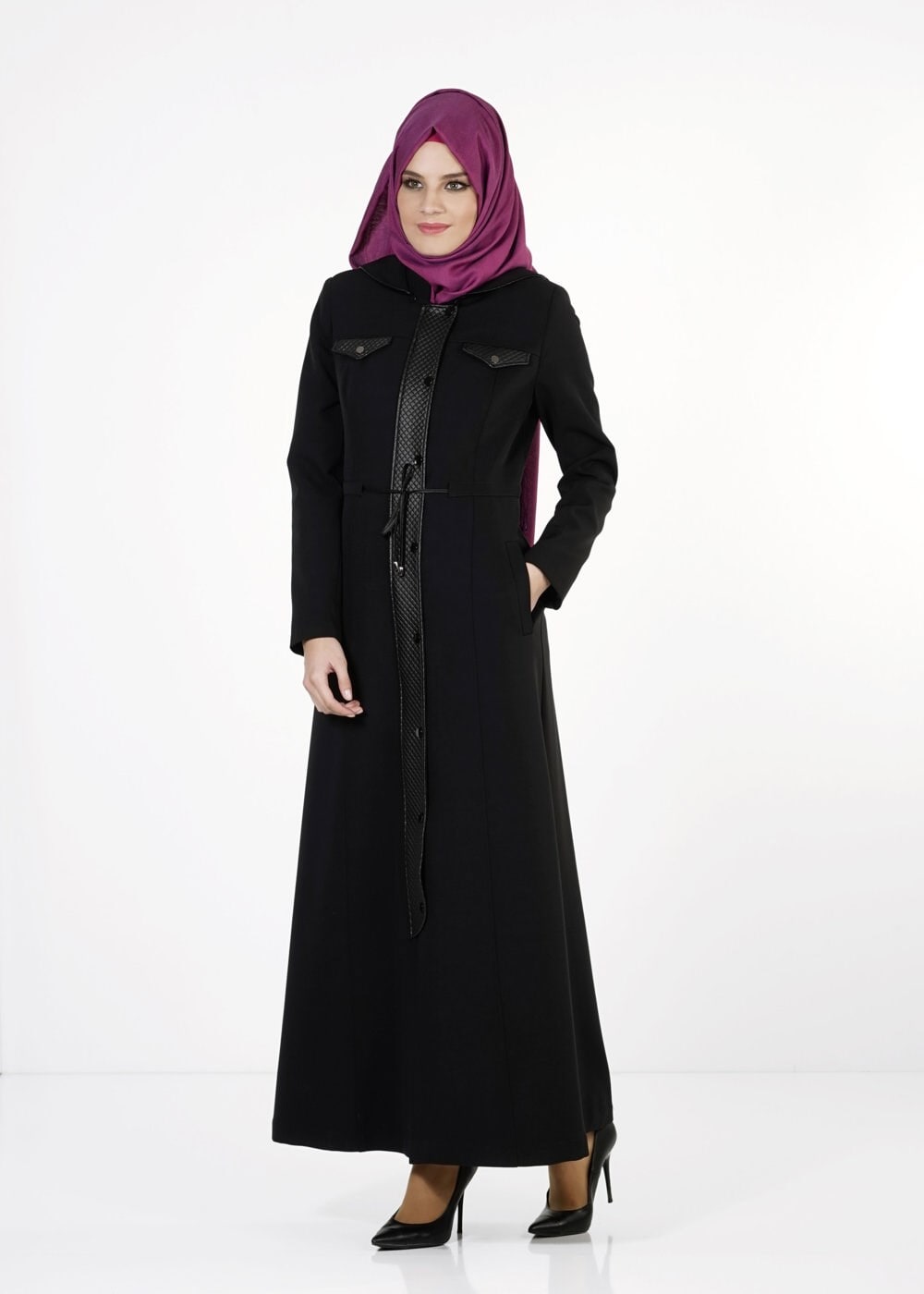 Tesettür giyim SİYAH DERİ DETAYLI PARDESÜ 1650 