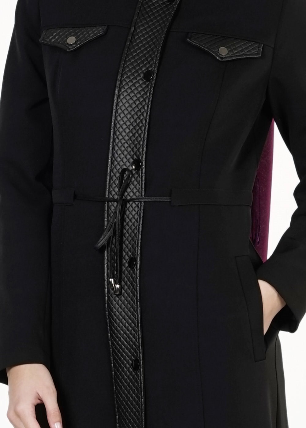 Tesettür giyim SİYAH DERİ DETAYLI PARDESÜ 1650 