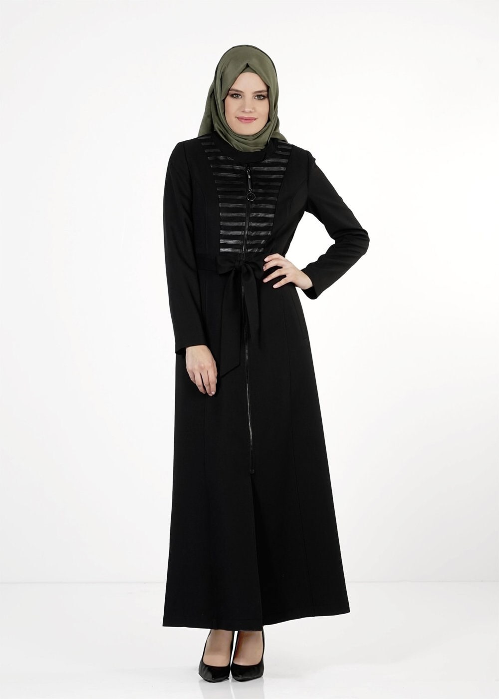 Tesettür giyim SİYAH KUŞAKLI FERMUARLI PARDESÜ 1658 