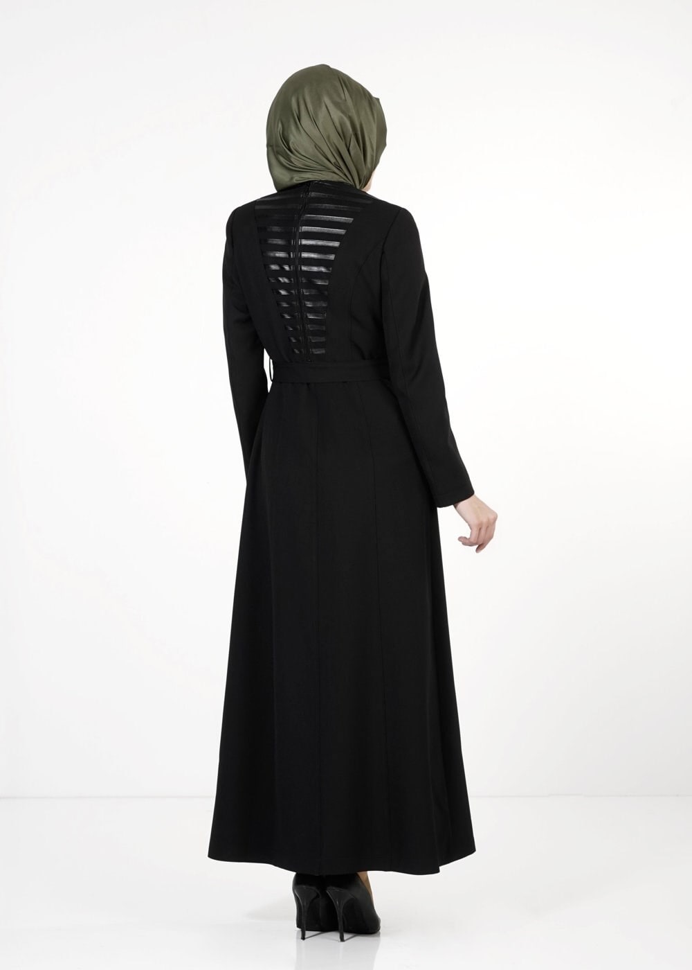 Tesettür giyim SİYAH KUŞAKLI FERMUARLI PARDESÜ 1658 