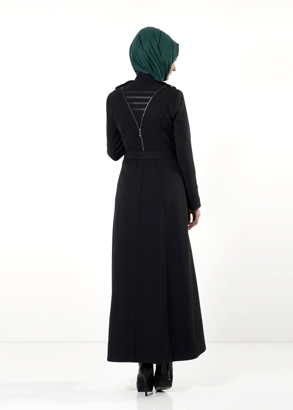 Tesettür giyim SİYAH DÜĞMELİ KUŞAKLI PARDESÜ 1660 