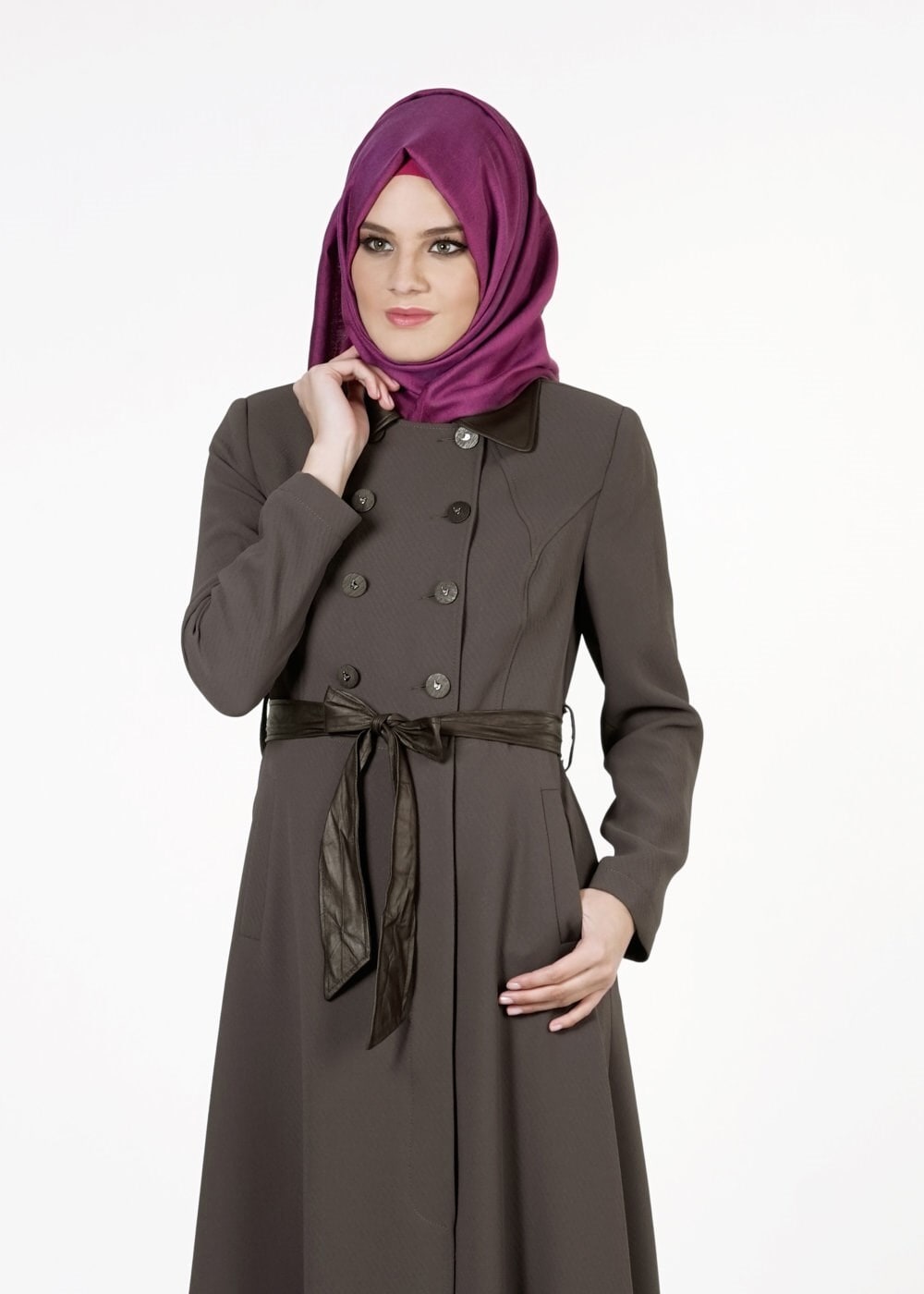 Tesettür giyim VİZON KUŞAKLI DÜĞMELİ PARDESÜ 1667 