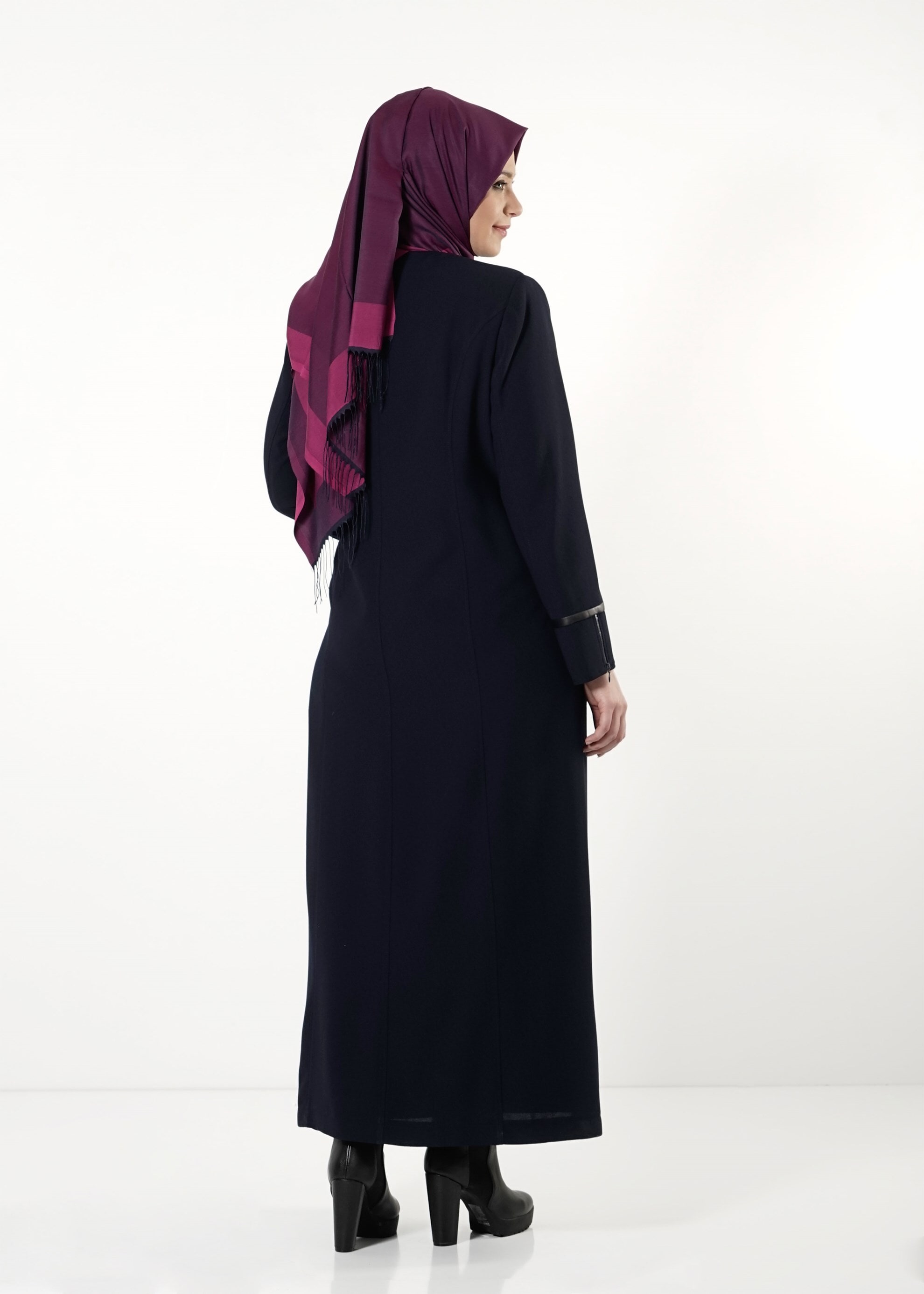 Vêtements hijab BLEU MARINE PARDESSUS ZIPPÉ 1672