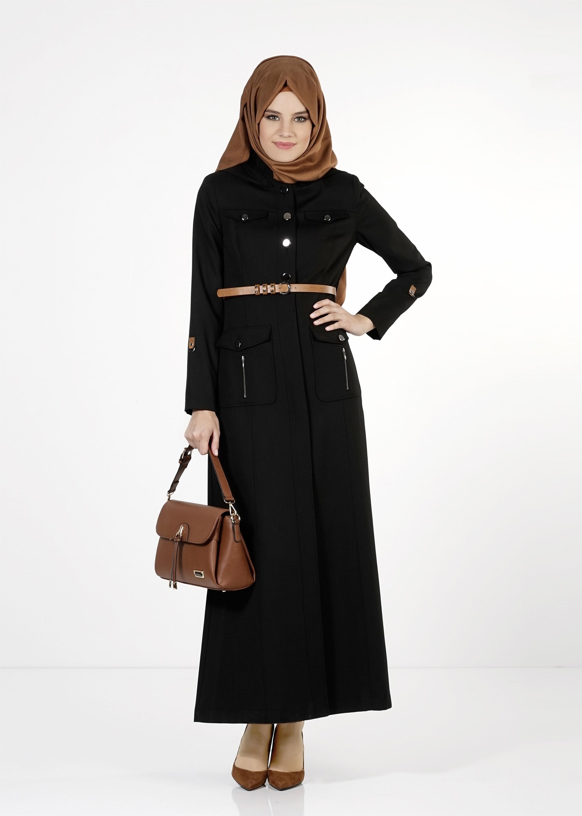 Tesettür giyim SİYAH CEPLİ PARDESÜ 1676