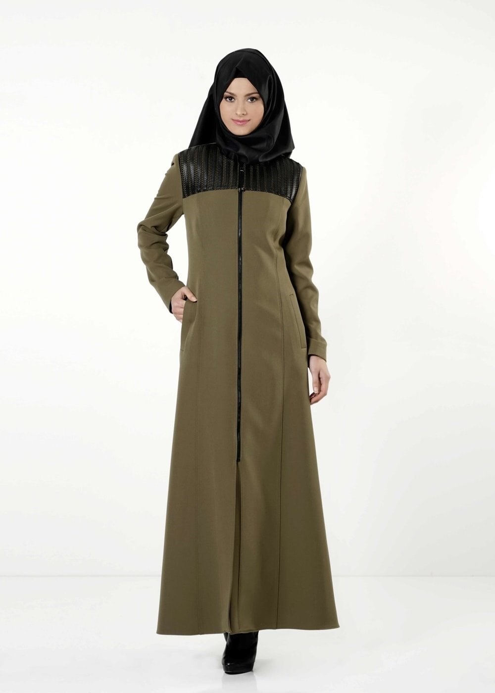 Tesettür giyim HAKİ DERİ DETAYLI FERMUARLI PARDESÜ 1682 