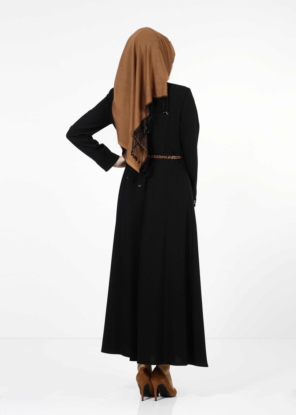 Tesettür giyim SİYAH BAĞLAMA DETAYLI PARDESÜ 1683 