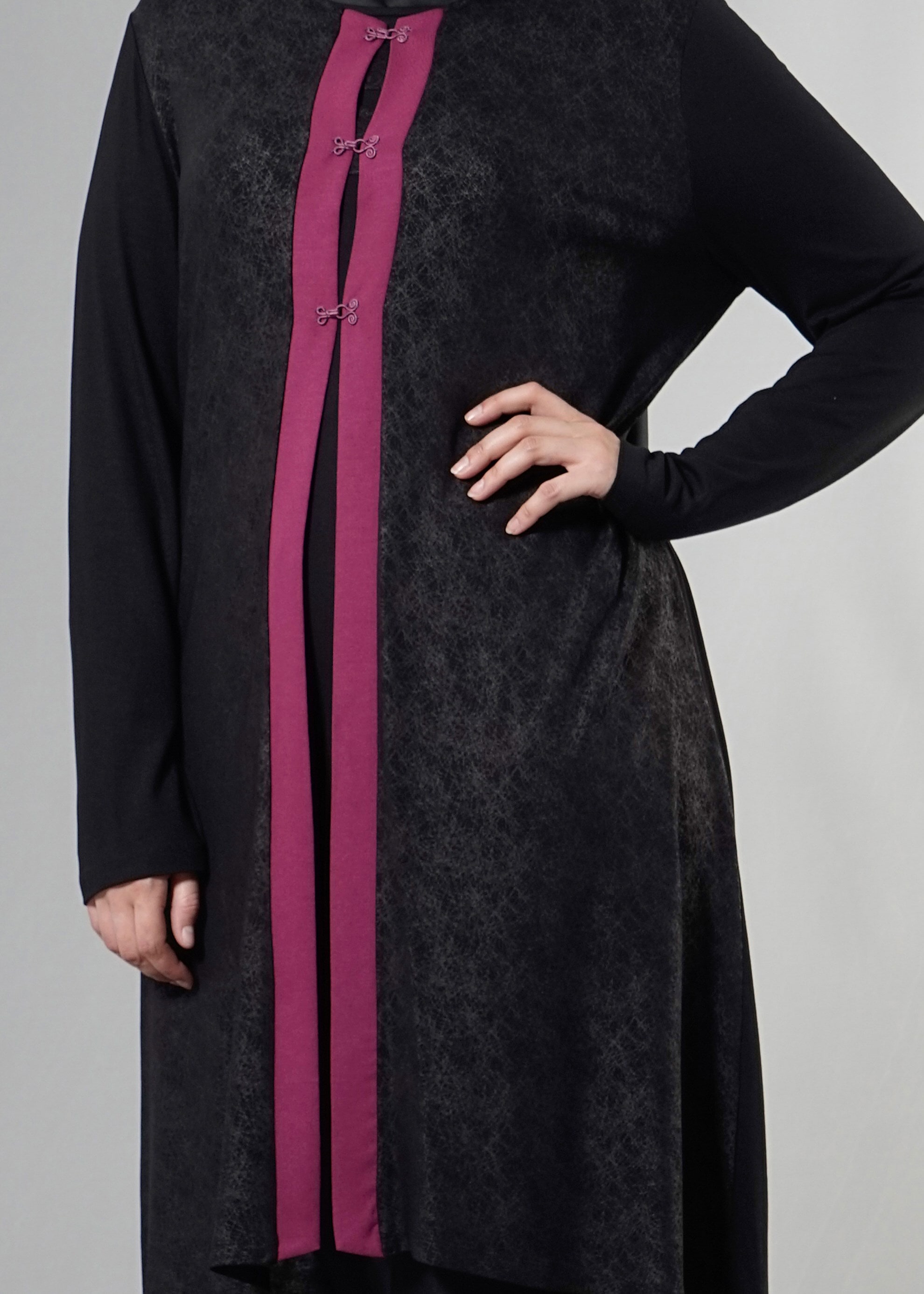 Tesettür giyim SİYAH DESENLİ TUNİK 2530 