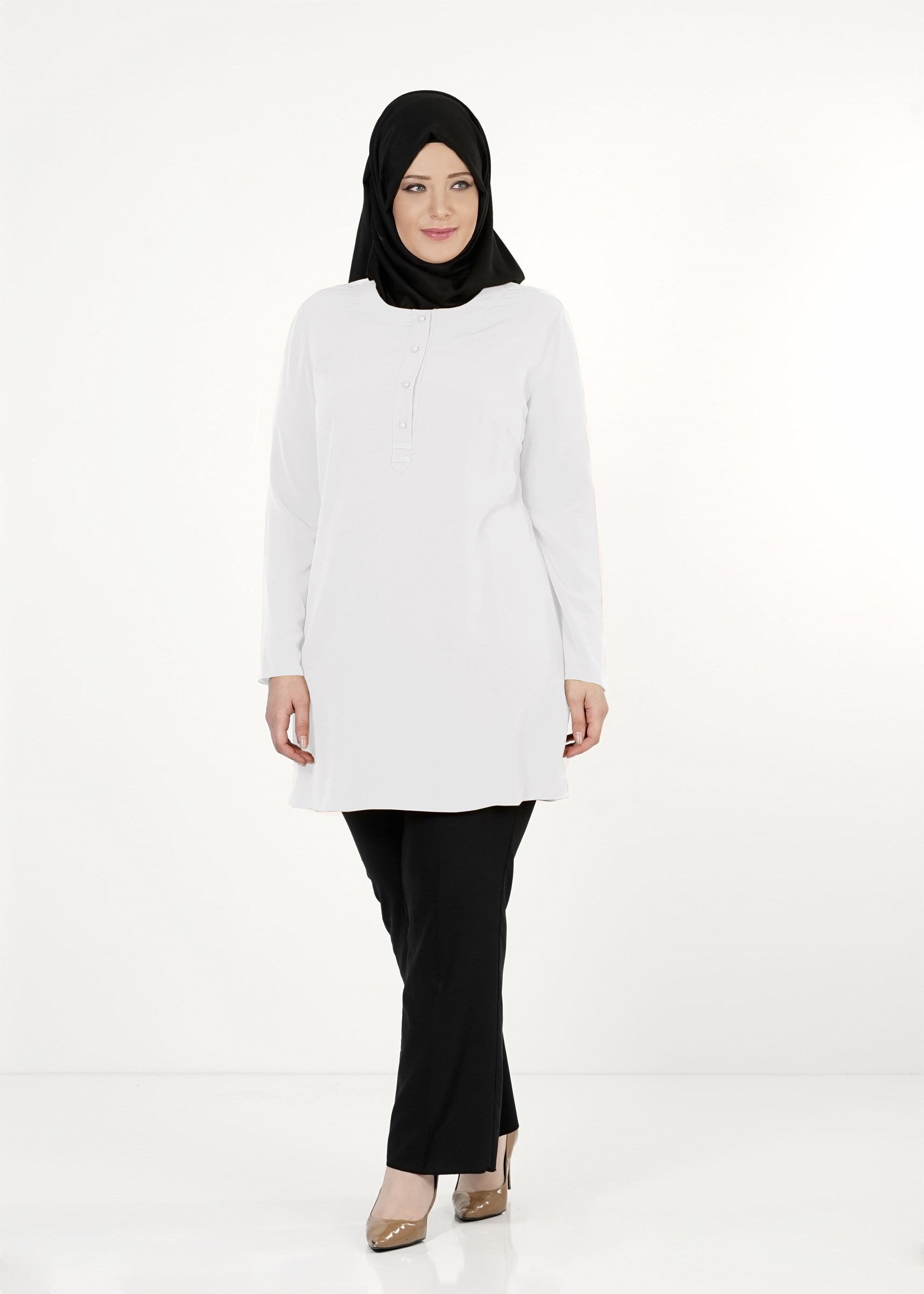 Tesettür giyim BEYAZ DÜĞMELİ TUNİK 2544 