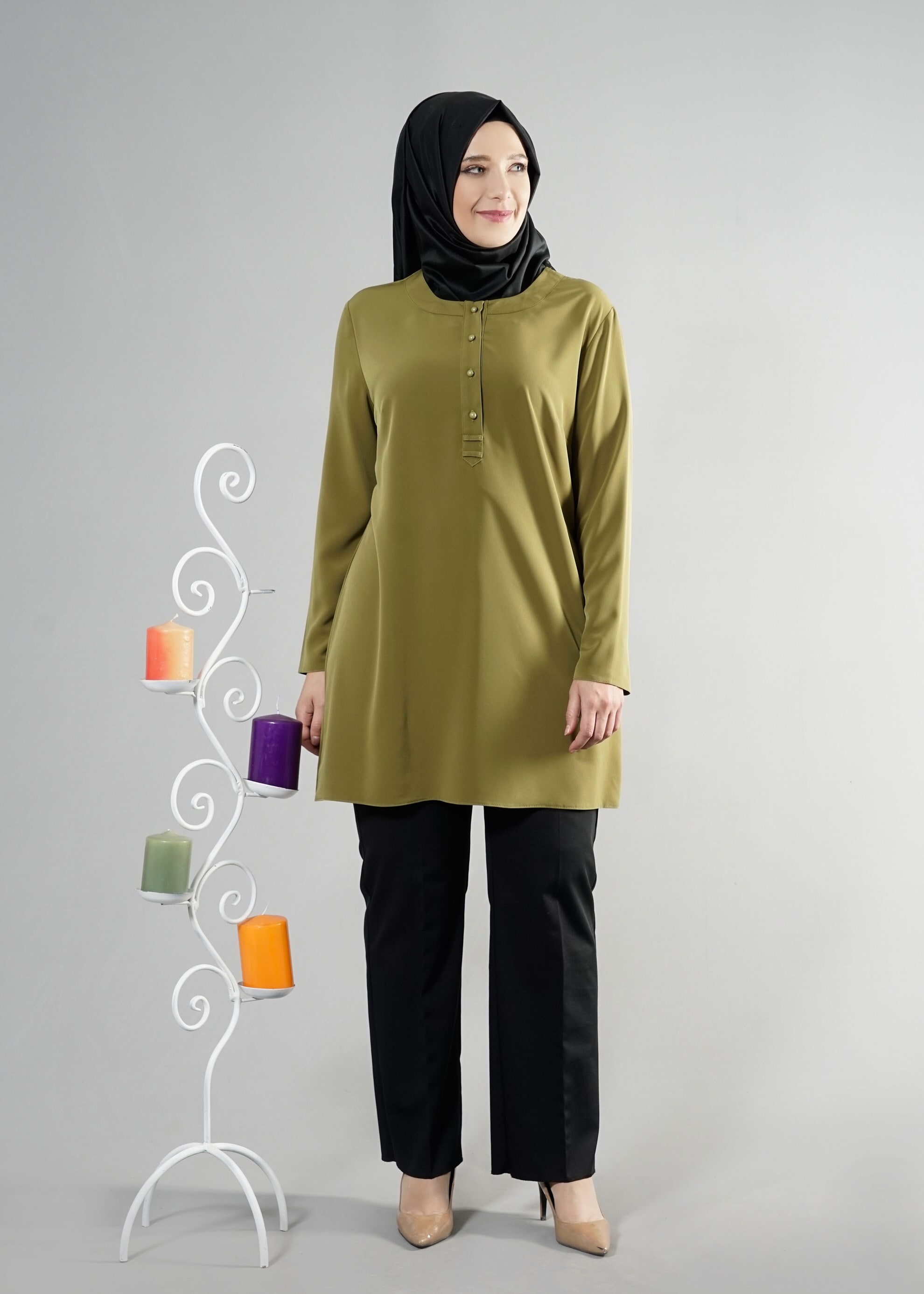 Tesettür giyim YEŞİL DÜĞMELİ TUNİK 2544 