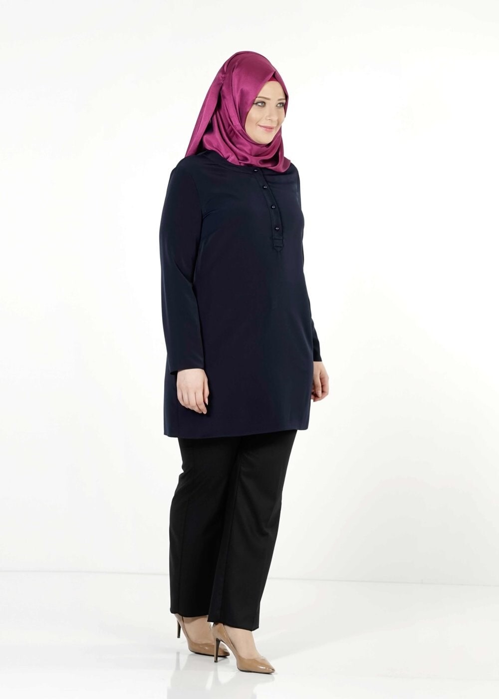 Tesettür giyim LACİVERT DÜĞMELİ TUNİK 2544 