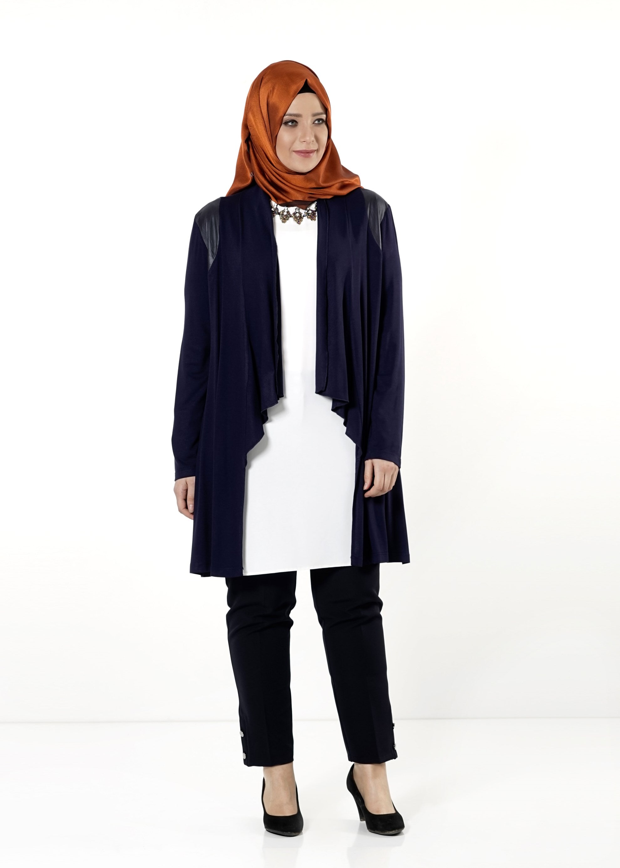 Tesettür giyim LACİVERT ŞAL YAKA TUNİK 2552 