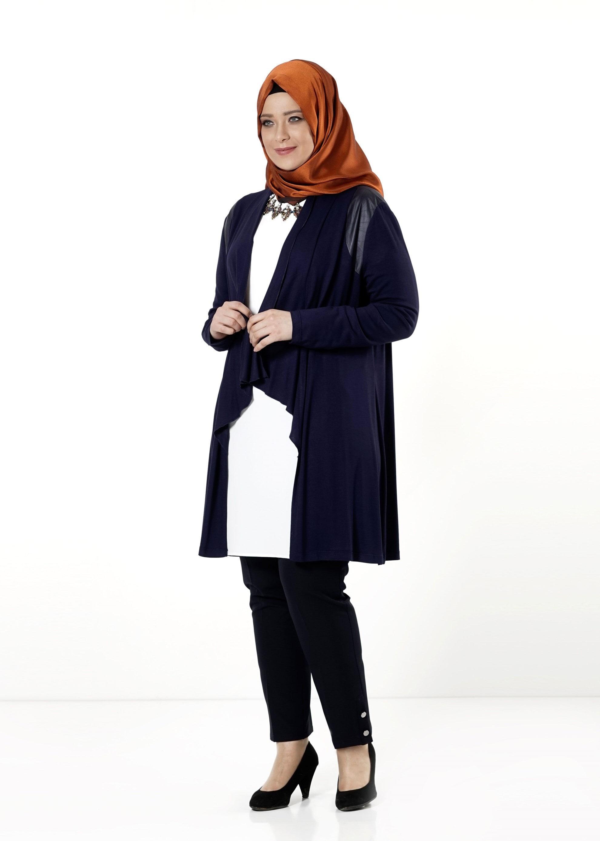 Tesettür giyim LACİVERT ŞAL YAKA TUNİK 2552 