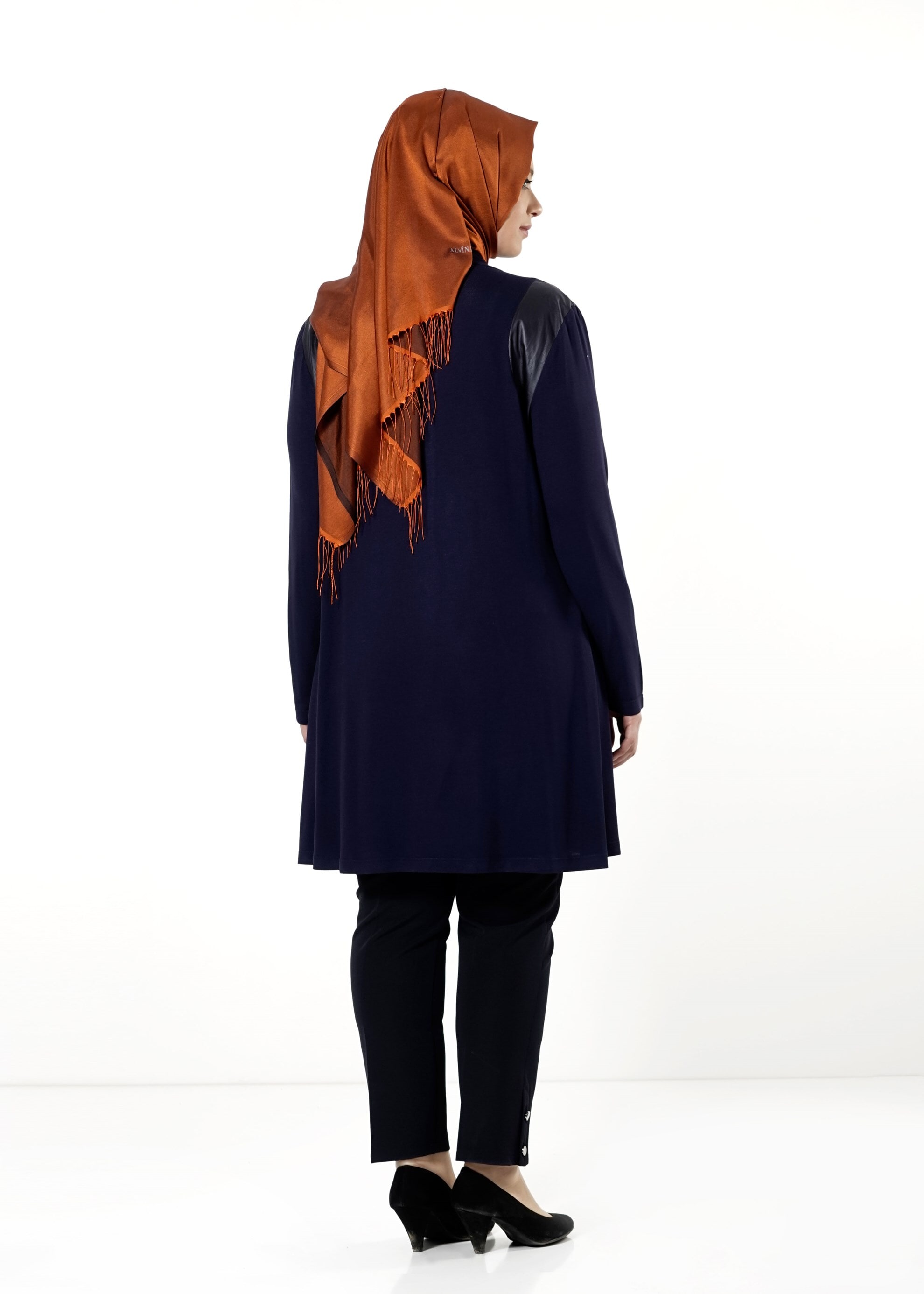 Tesettür giyim LACİVERT ŞAL YAKA TUNİK 2552 