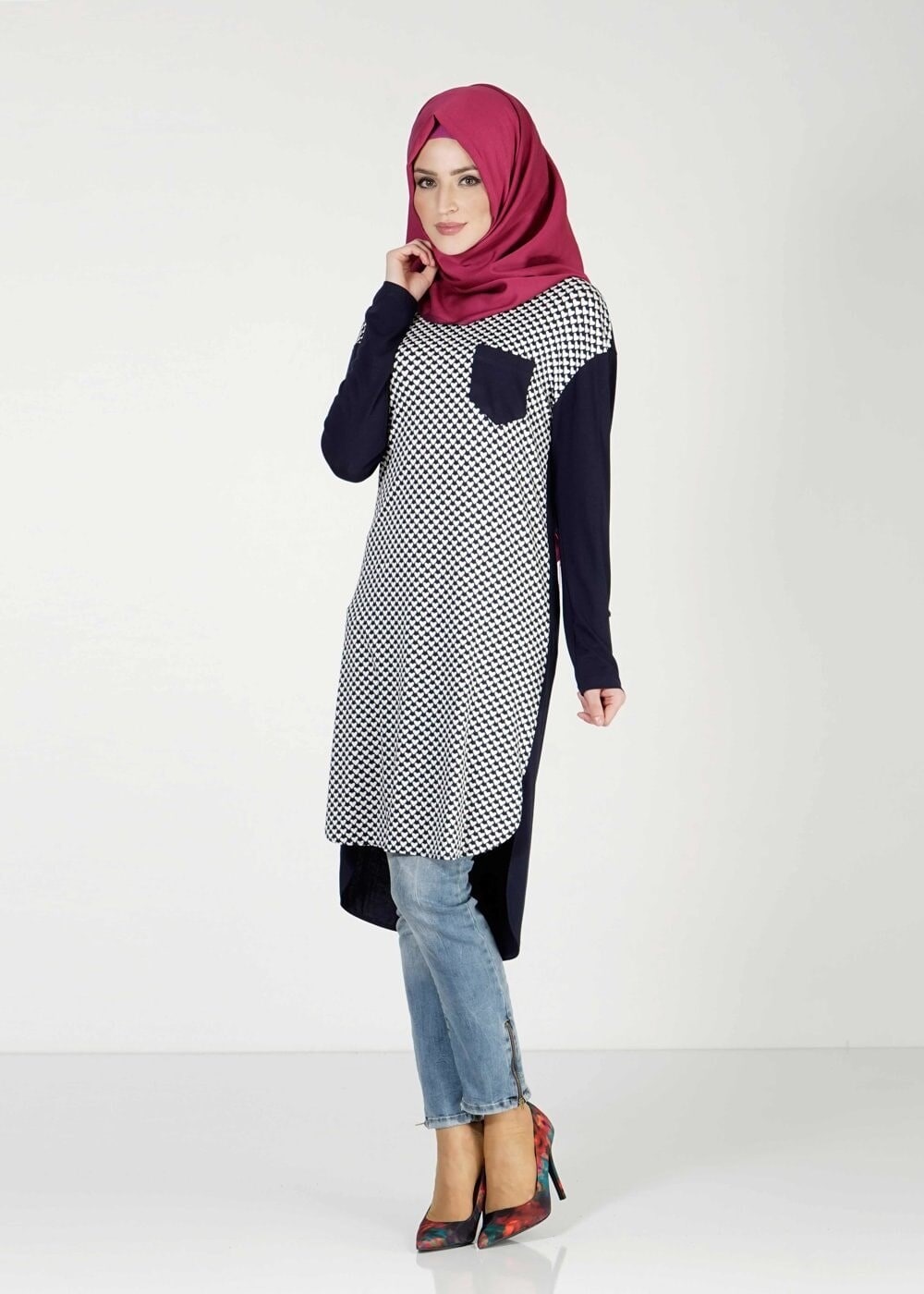 Tesettür giyim LACİVERT DESENLİ TUNİK 4020