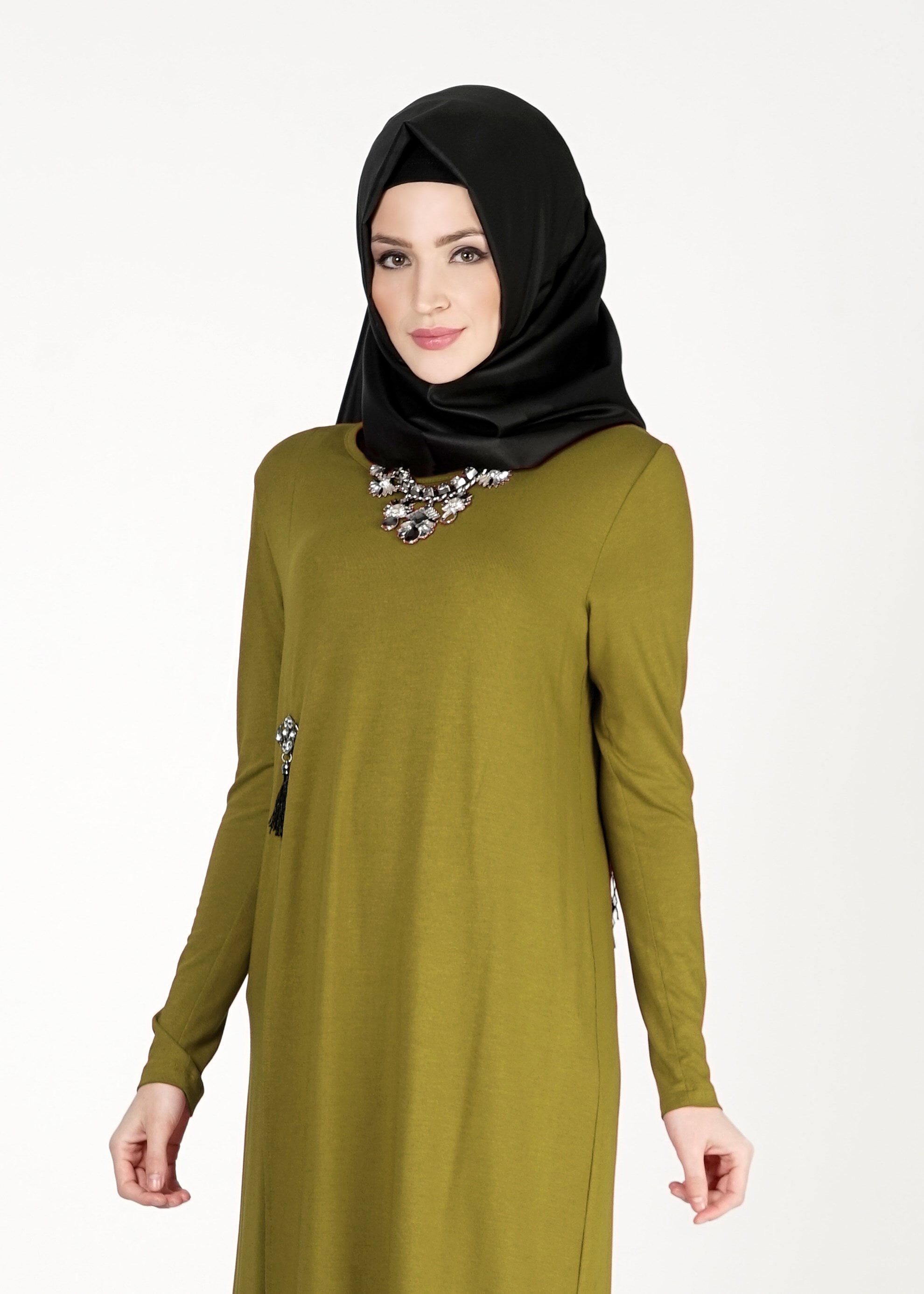 Tesettür giyim YEŞİL UZUN BASIC TUNİK 4052 
