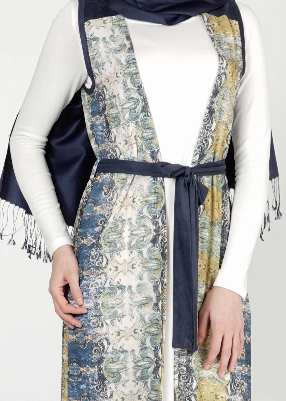 Tesettür giyim YEŞİL DESENLİ YELEKLİ TUNİK 4054 