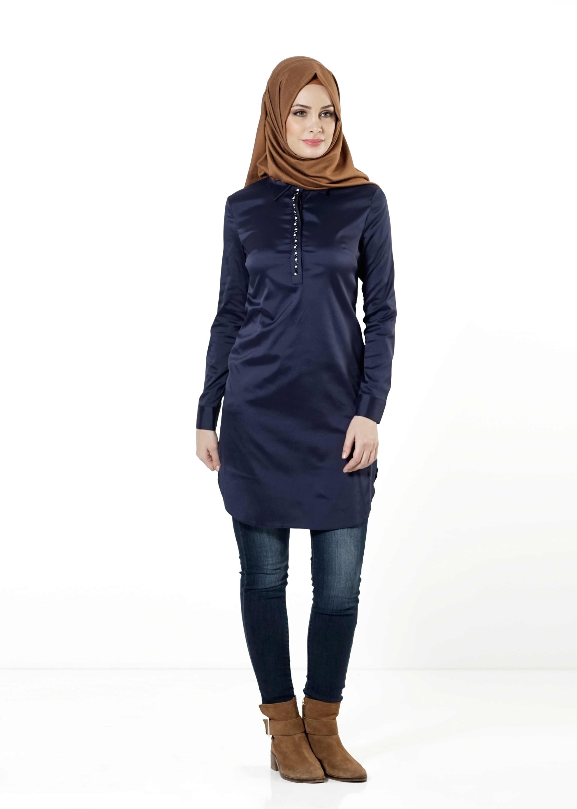 Tesettür giyim LACİVERT DÜĞMELİ SATEN TUNİK 4130 