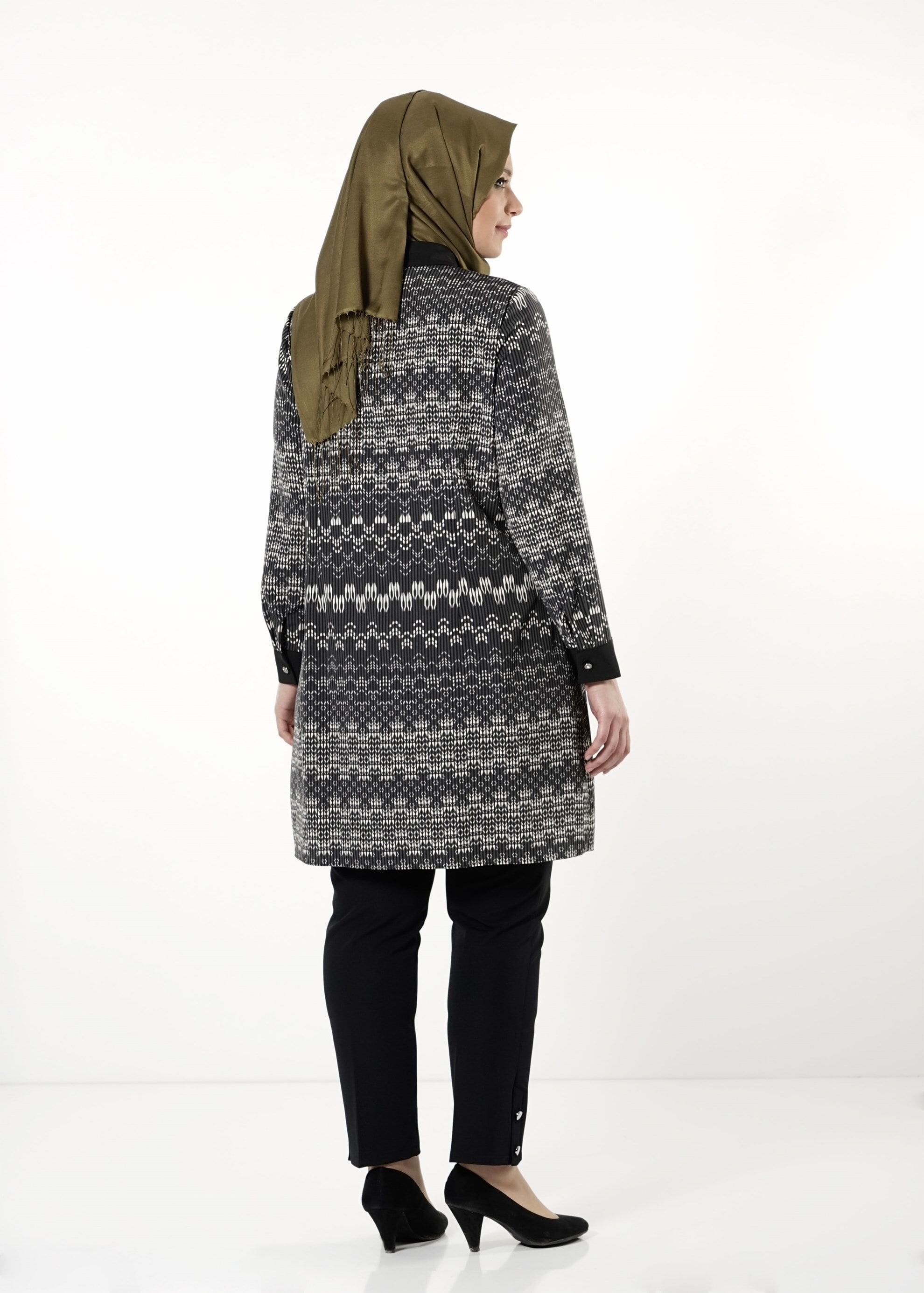 Tesettür giyim GRİ DESENLİ TUNİK 4166