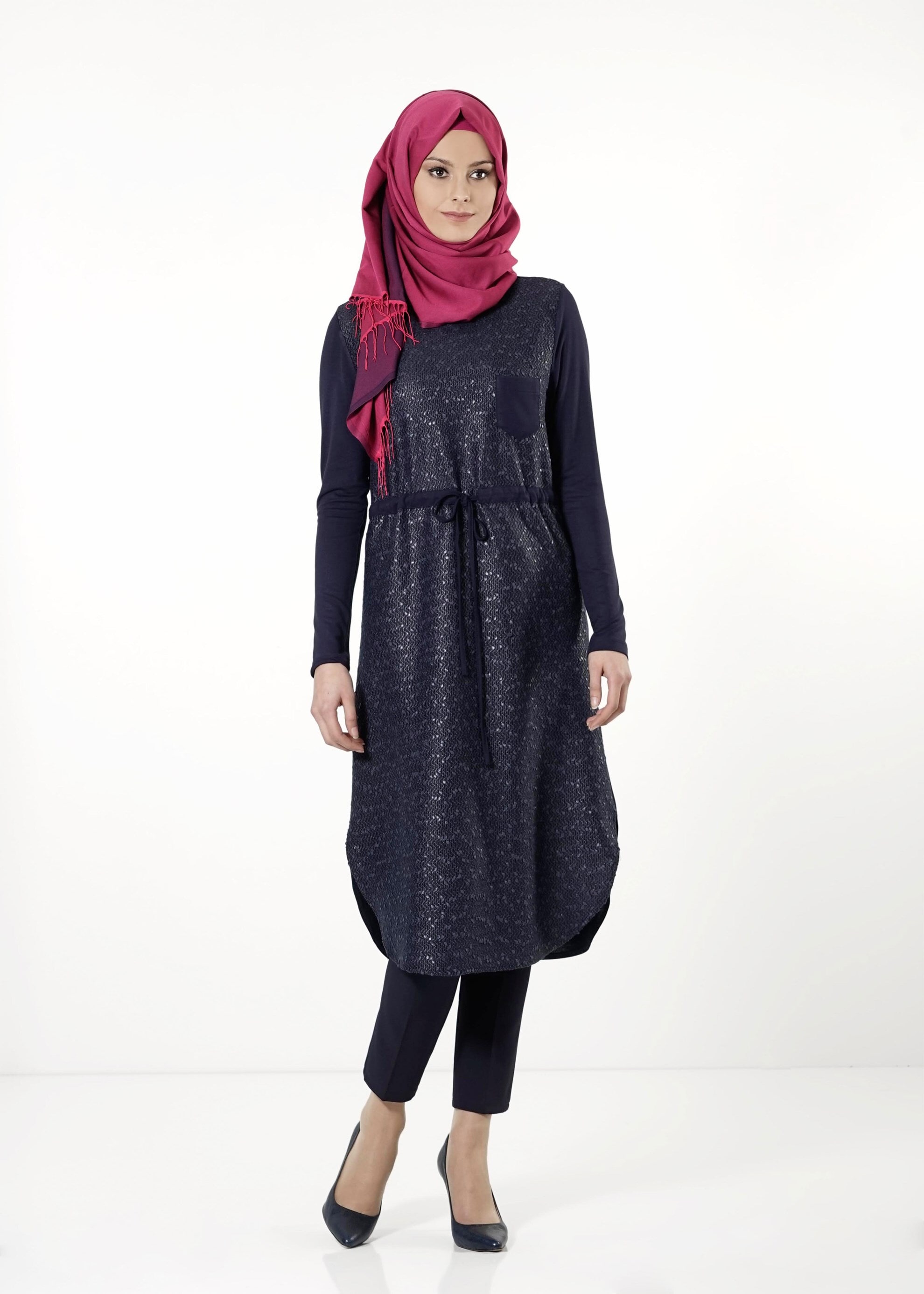 Tesettür giyim LACİVERT BELİ BÜZGÜLÜ TUNİK 4195 