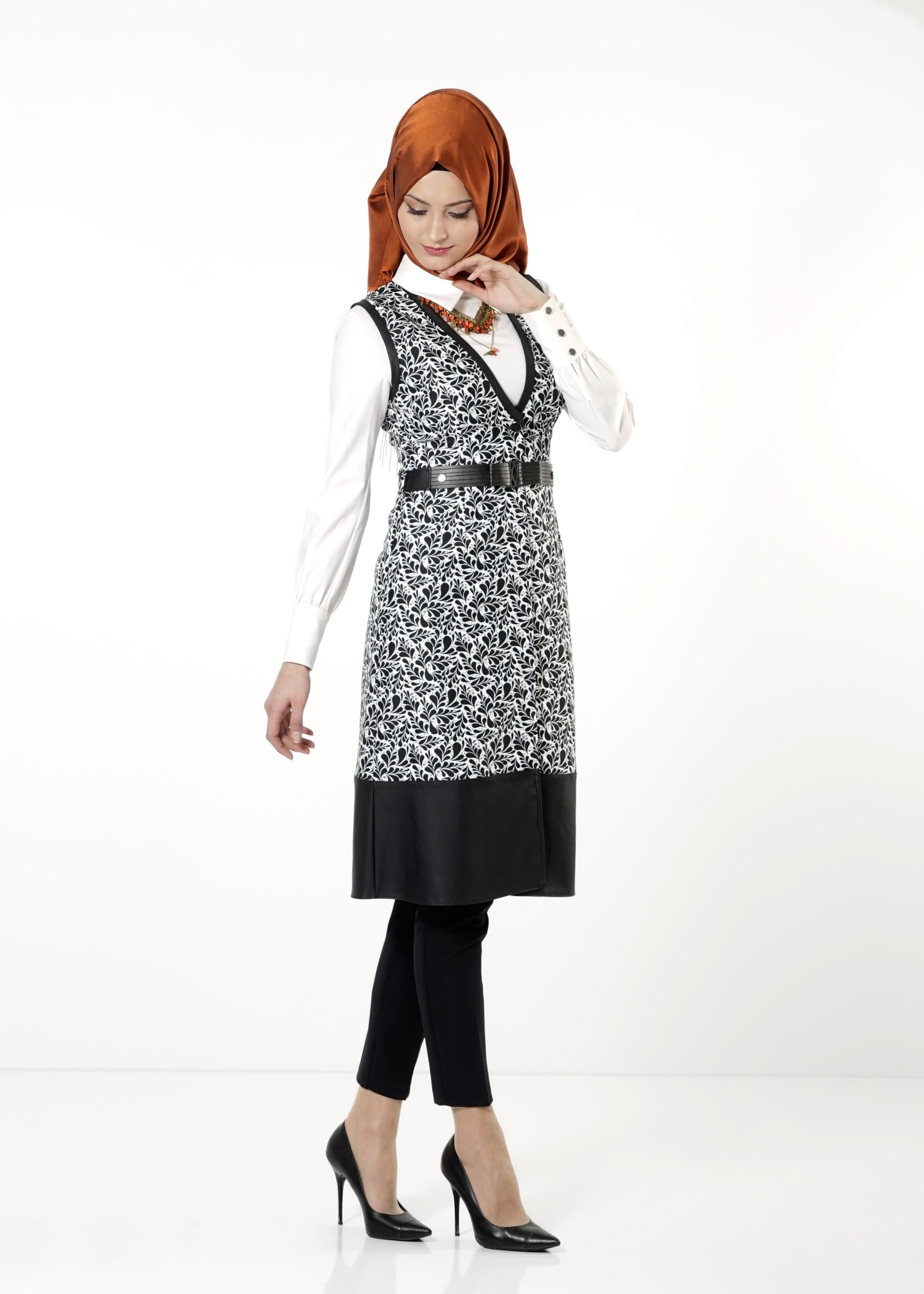 Tesettür giyim SİYAH 4004-2 TUNİK & YELEK