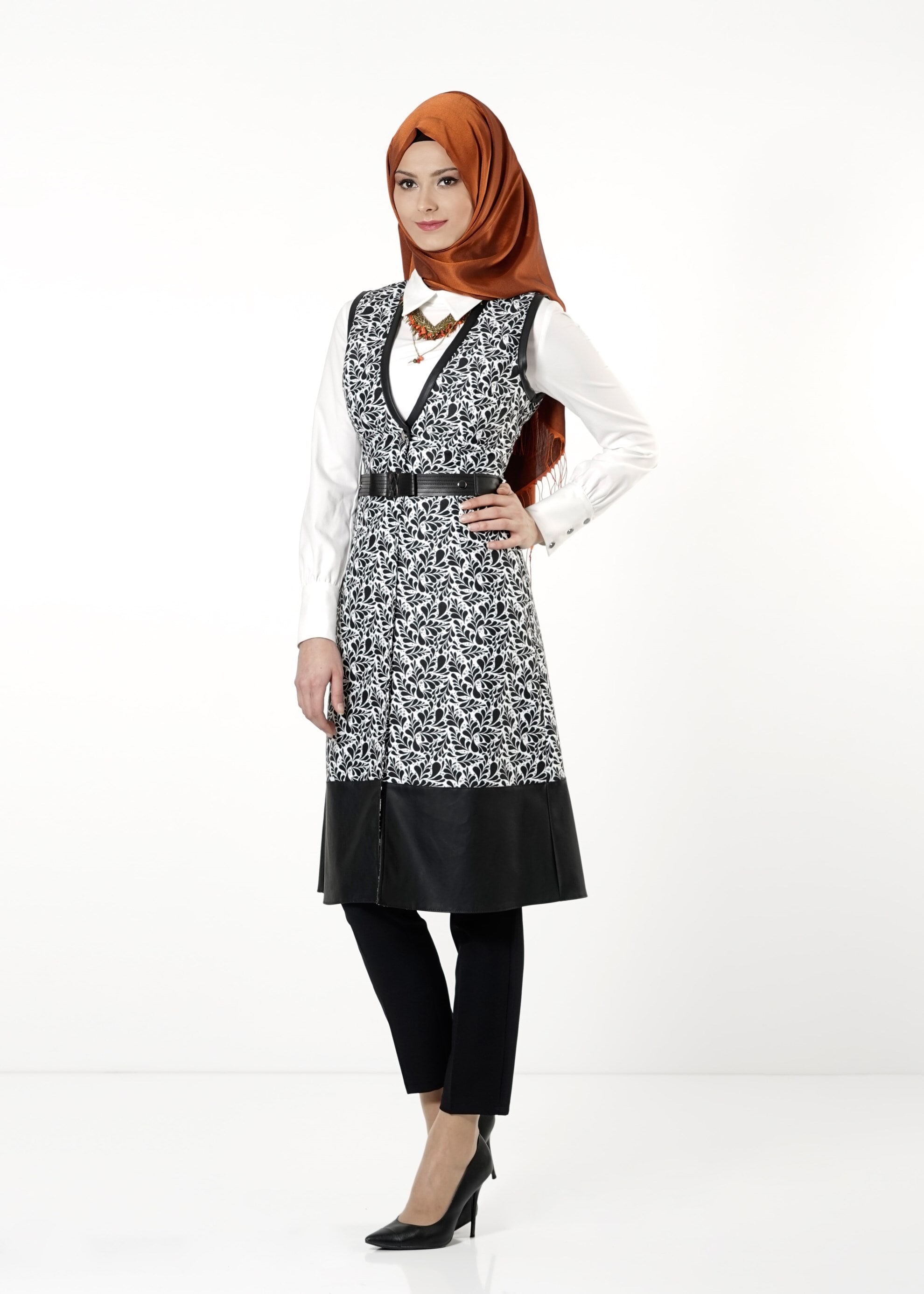 Tesettür giyim SİYAH 4004-2 TUNİK & YELEK