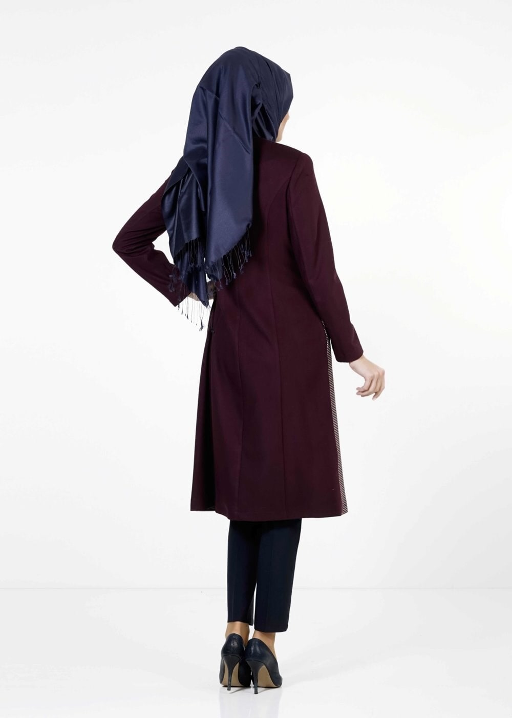 Tesettür giyim MÜRDÜM PÖTİKARE DESEN TRENÇKOT 1591 