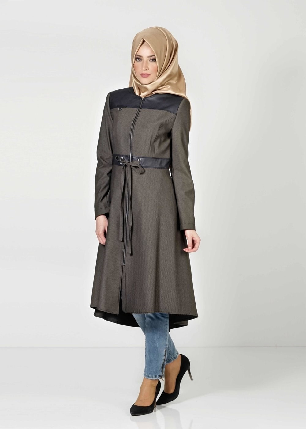 Tesettür giyim YEŞİL ÖNDEN BAĞLAMALI FERMUARLI TRENÇKOT 1598 