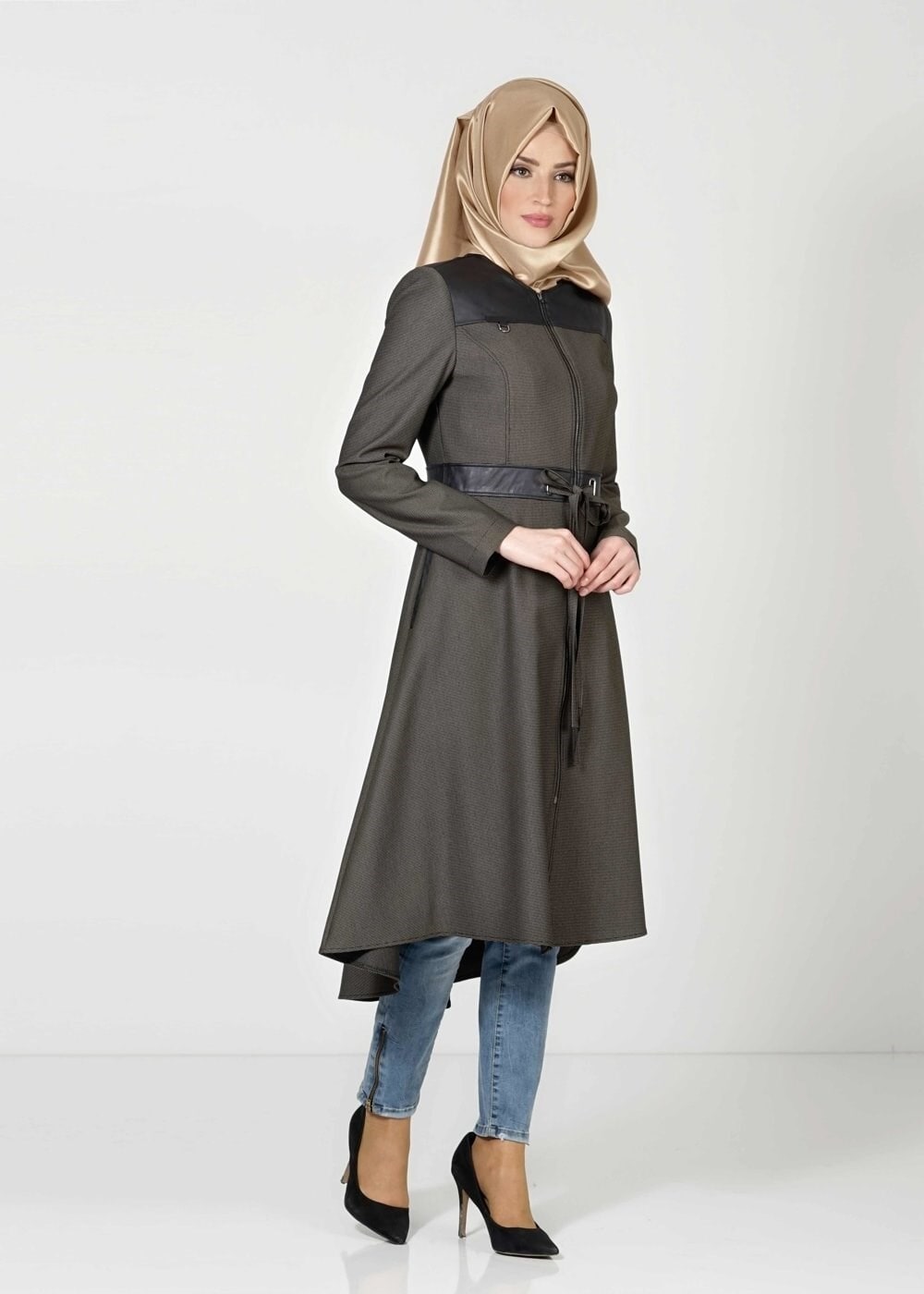 Tesettür giyim YEŞİL ÖNDEN BAĞLAMALI FERMUARLI TRENÇKOT 1598 