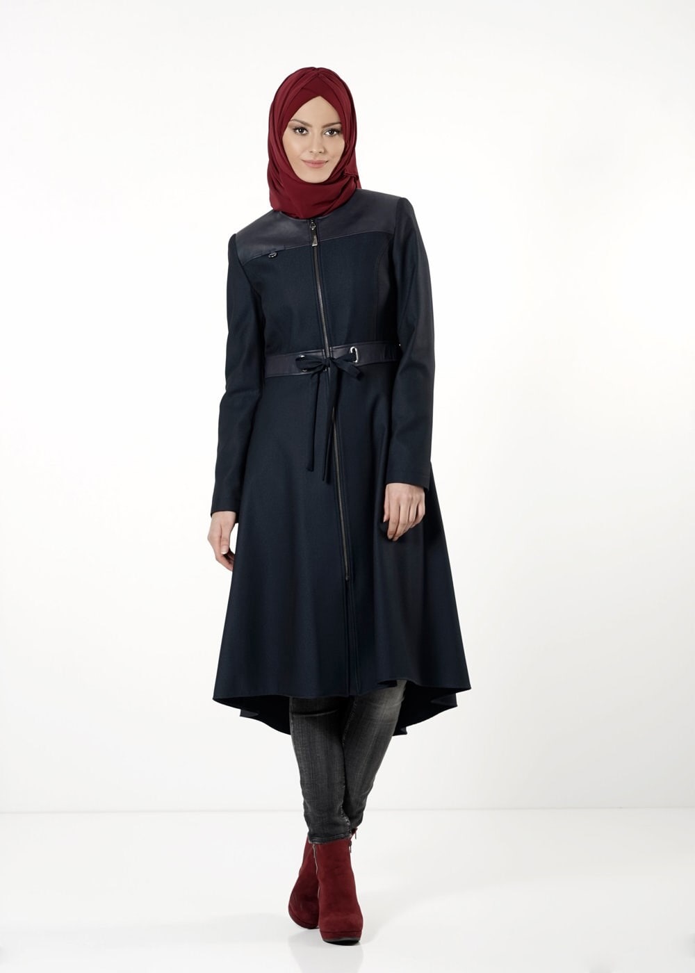 Tesettür giyim LACİVERT ÖNDEN BAĞLAMALI FERMUARLI TRENÇKOT 1598 