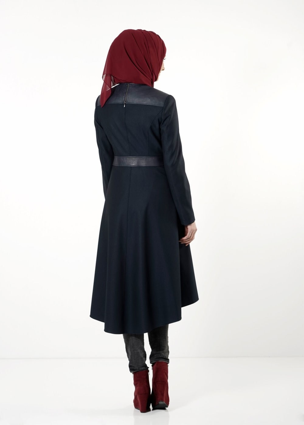 Tesettür giyim LACİVERT ÖNDEN BAĞLAMALI FERMUARLI TRENÇKOT 1598 