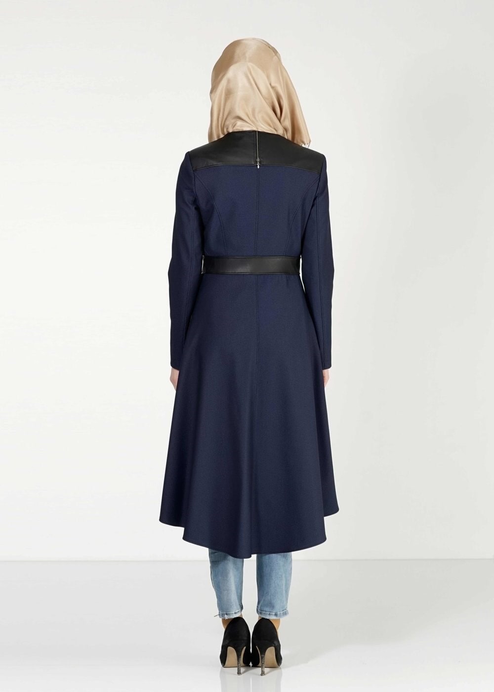 Tesettür giyim LACİVERT ÖNDEN BAĞLAMALI FERMUARLI TRENÇKOT 1598 