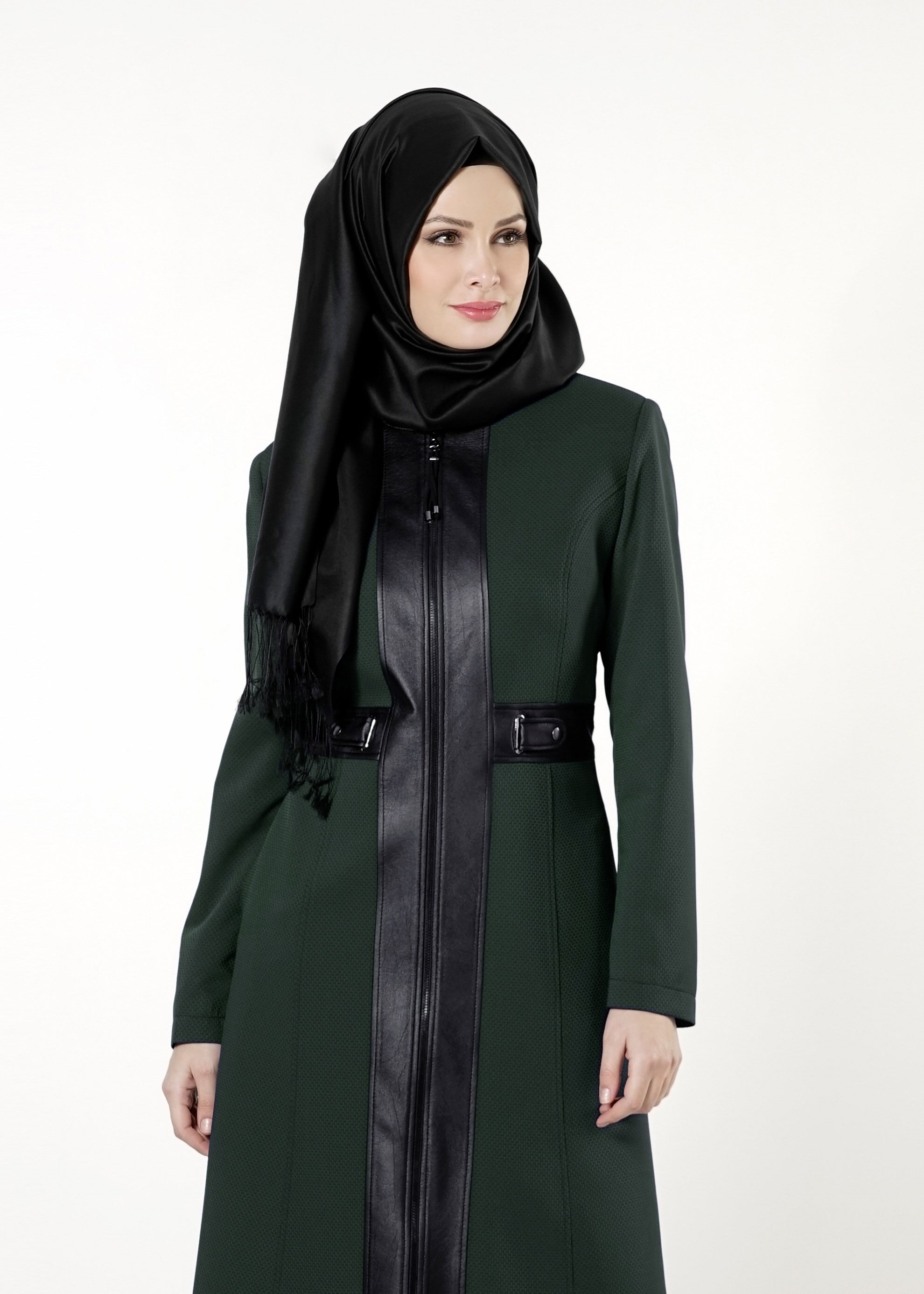 Tesettür giyim YEŞİL DERİ DETAYLI FERMUARLI TRENÇKOT 1621 