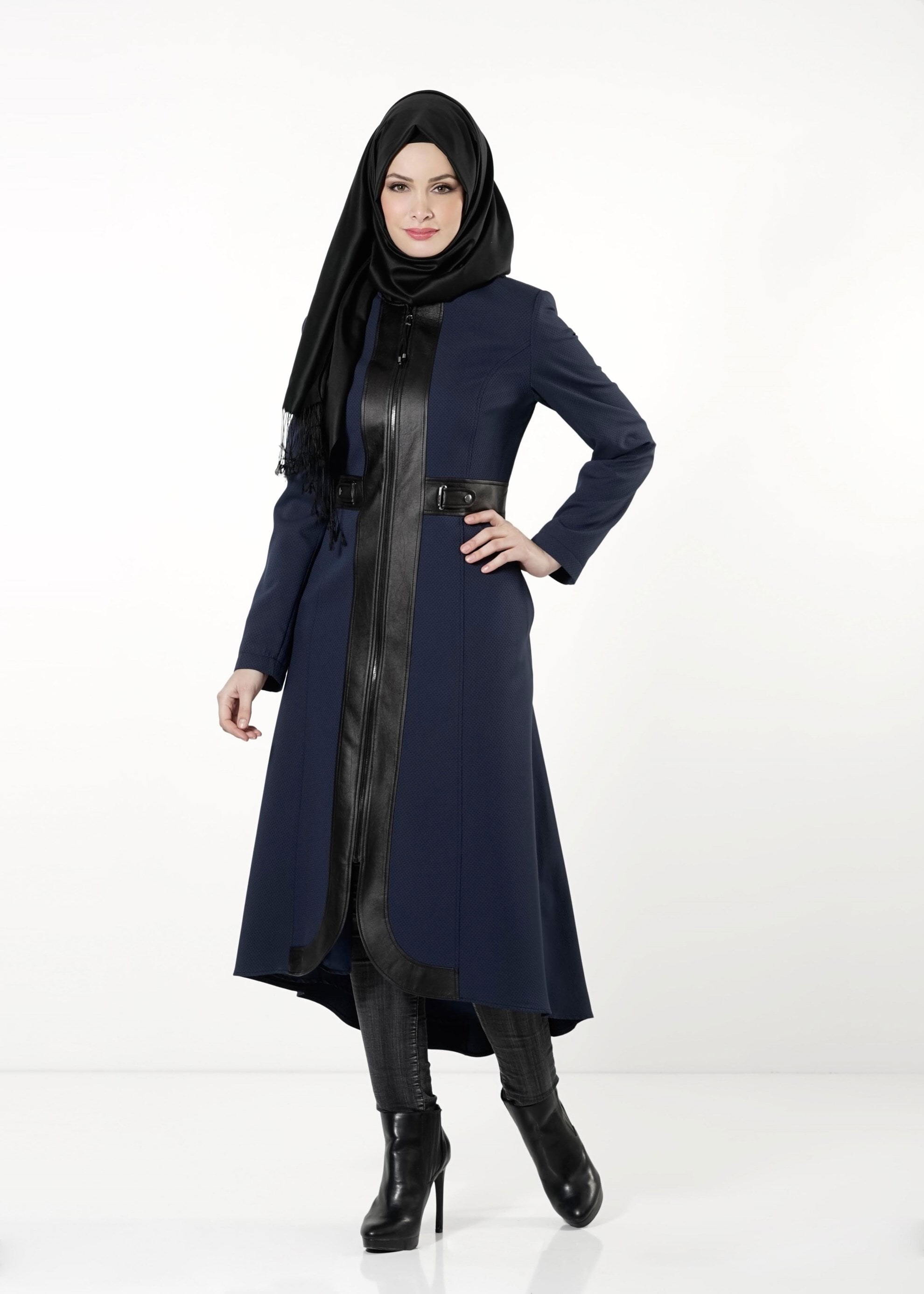 Tesettür giyim LACİVERT DERİ DETAYLI FERMUARLI TRENÇKOT 1621 