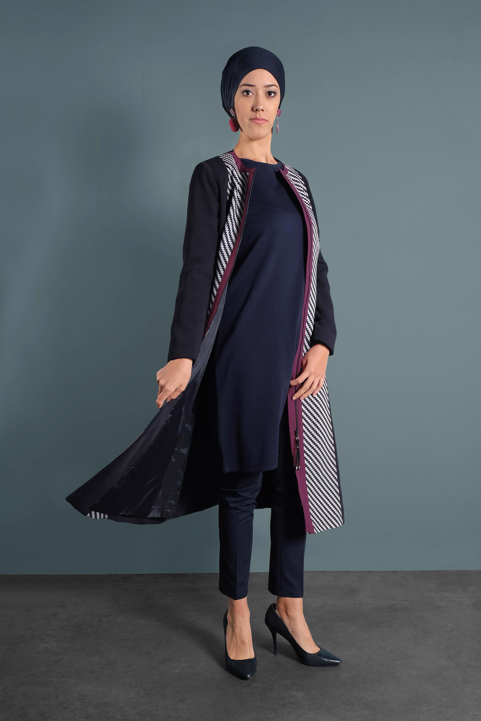 Tesettür giyim LACİVERT FERMUARLI DESENLİ TRENÇKOT 1624