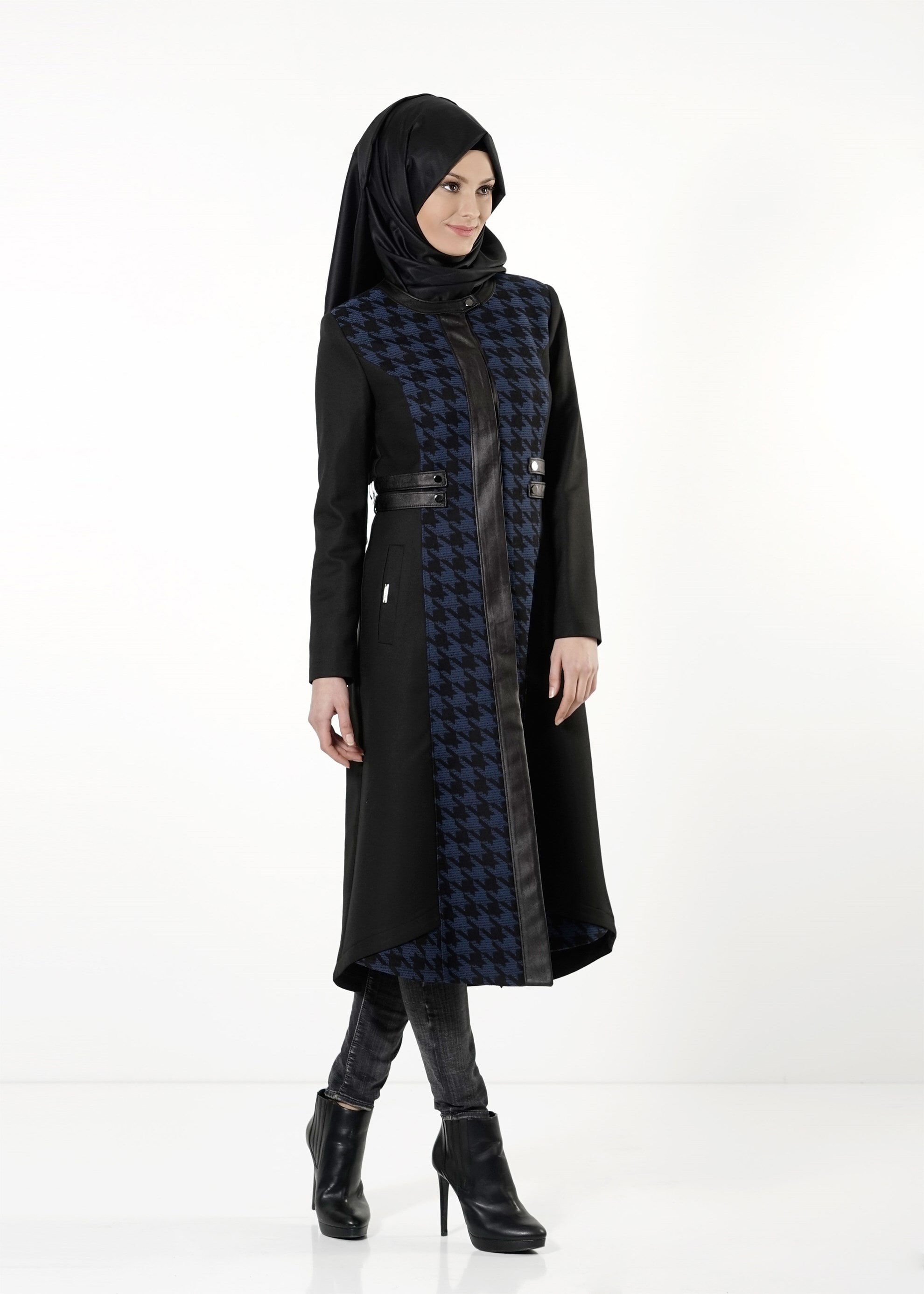 Tesettür giyim SİYAH KAZAYAĞI DESEN TRENÇKOT 1634 