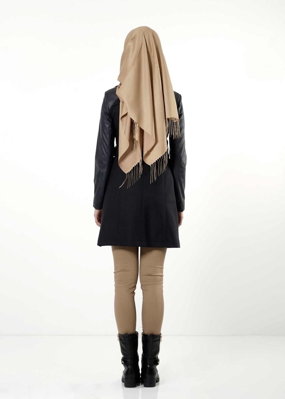 Tesettür giyim LACİVERT DERİ DETAYLI KEMERLİ TRENÇKOT 1661 