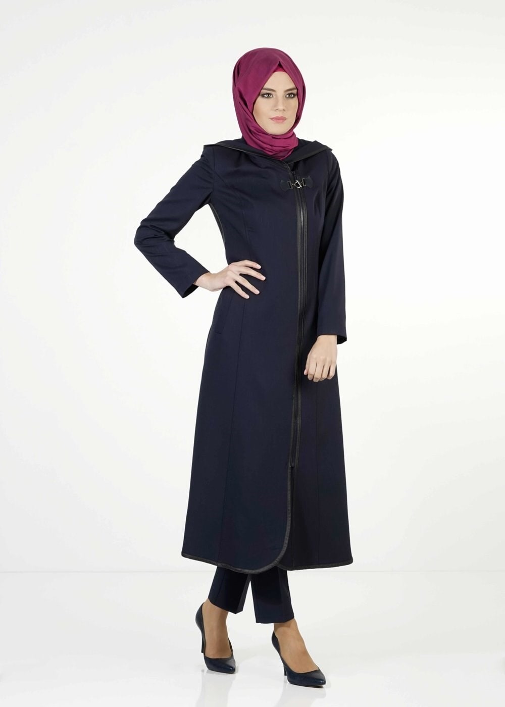 Tesettür giyim LACİVERT DERİ DETAYLI TRENÇKOT 1664 