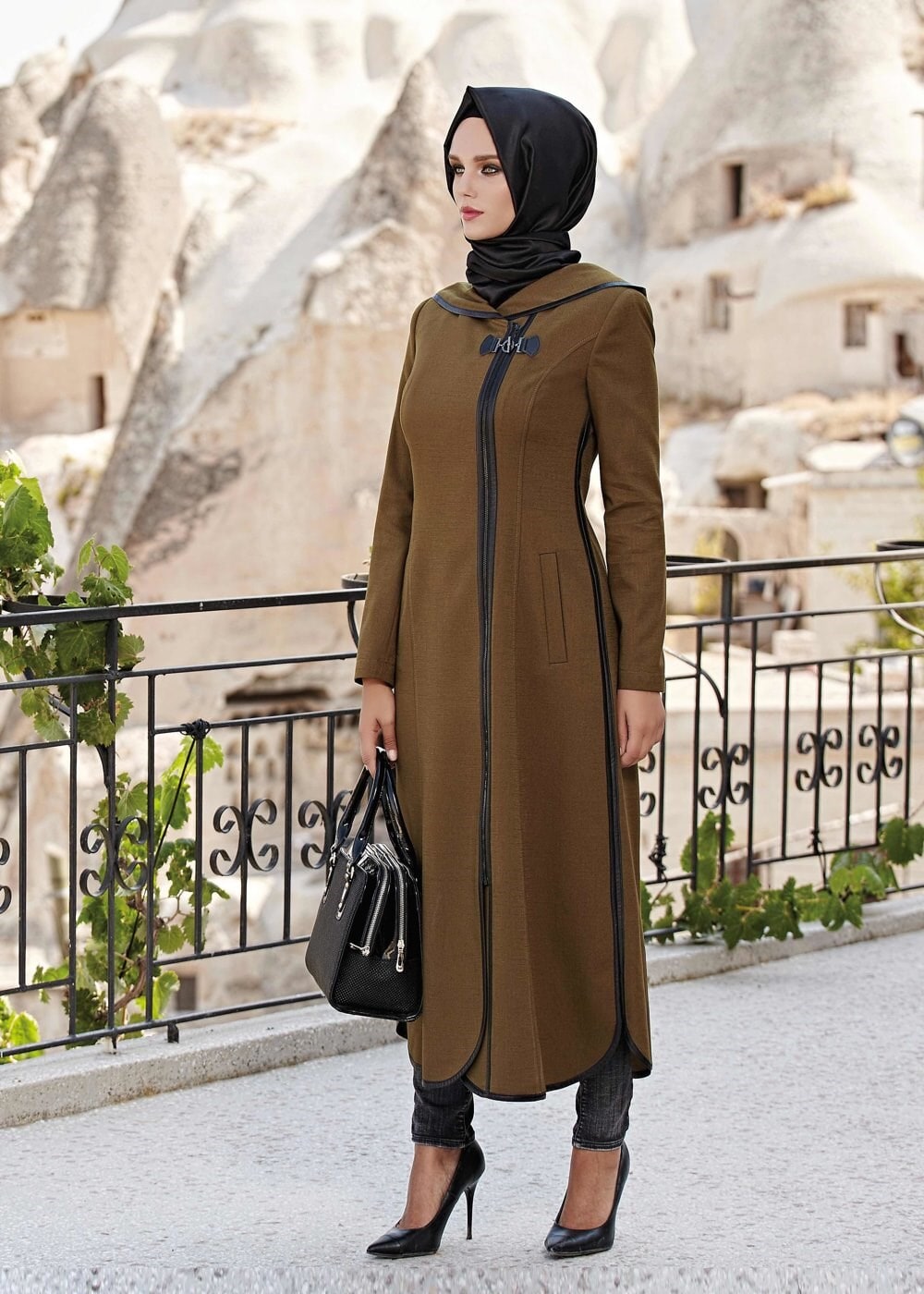 Tesettür giyim TABA DERİ DETAYLI TRENÇKOT 1664 