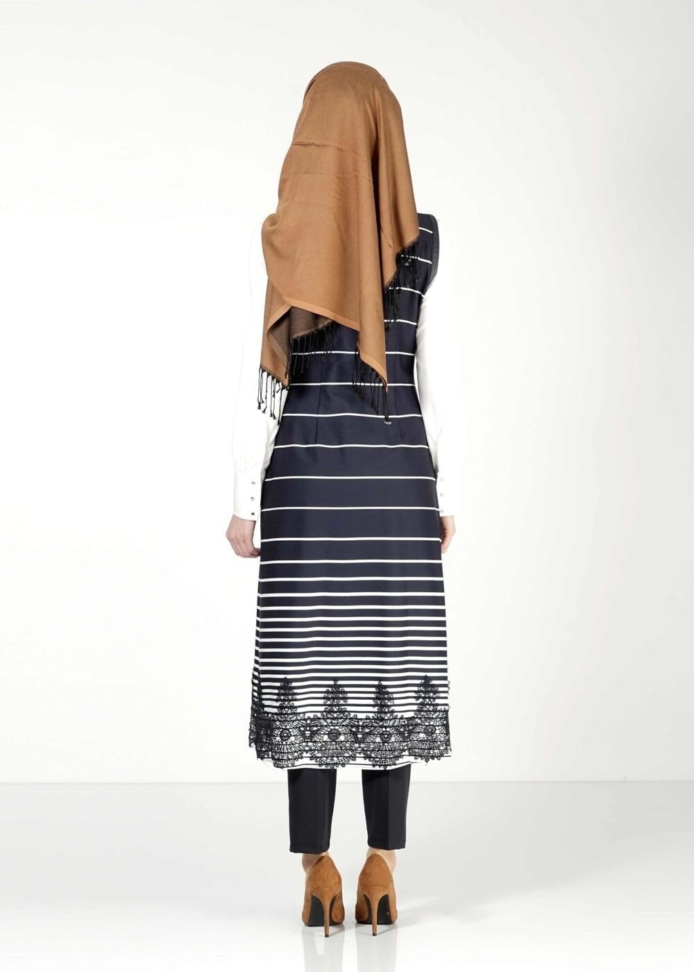 Tesettür giyim LACİVERT ÇİZGİLİ YELEK 4009 