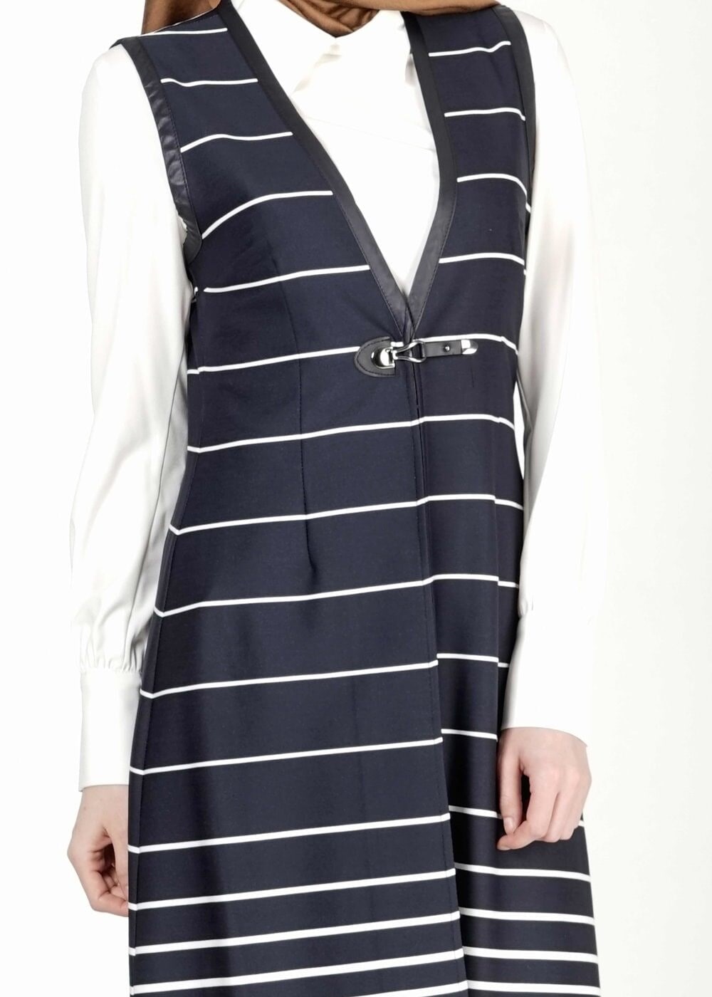 Tesettür giyim LACİVERT ÇİZGİLİ YELEK 4009 