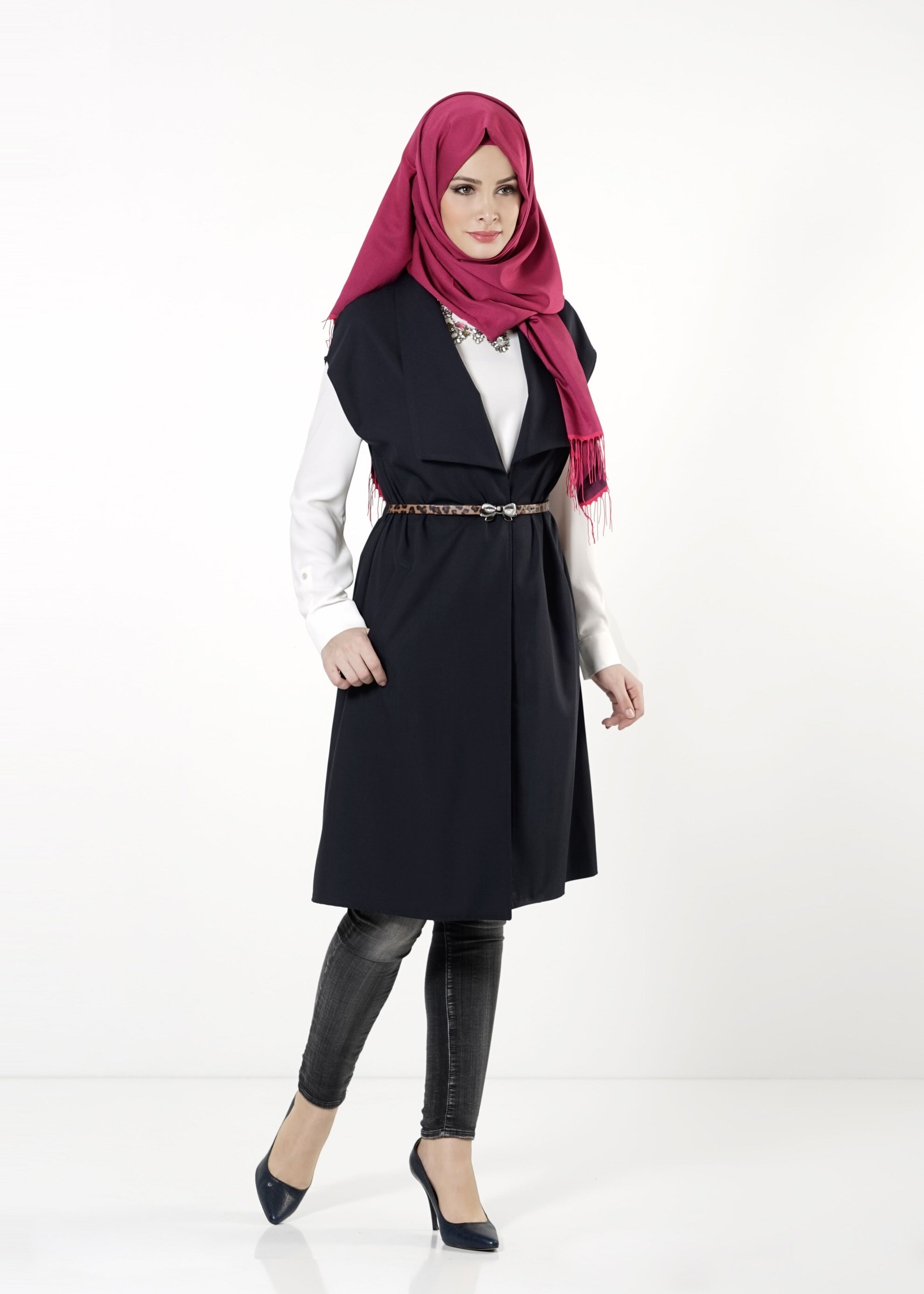 Tesettür giyim LACİVERT CEPLİ YELEK 4158 