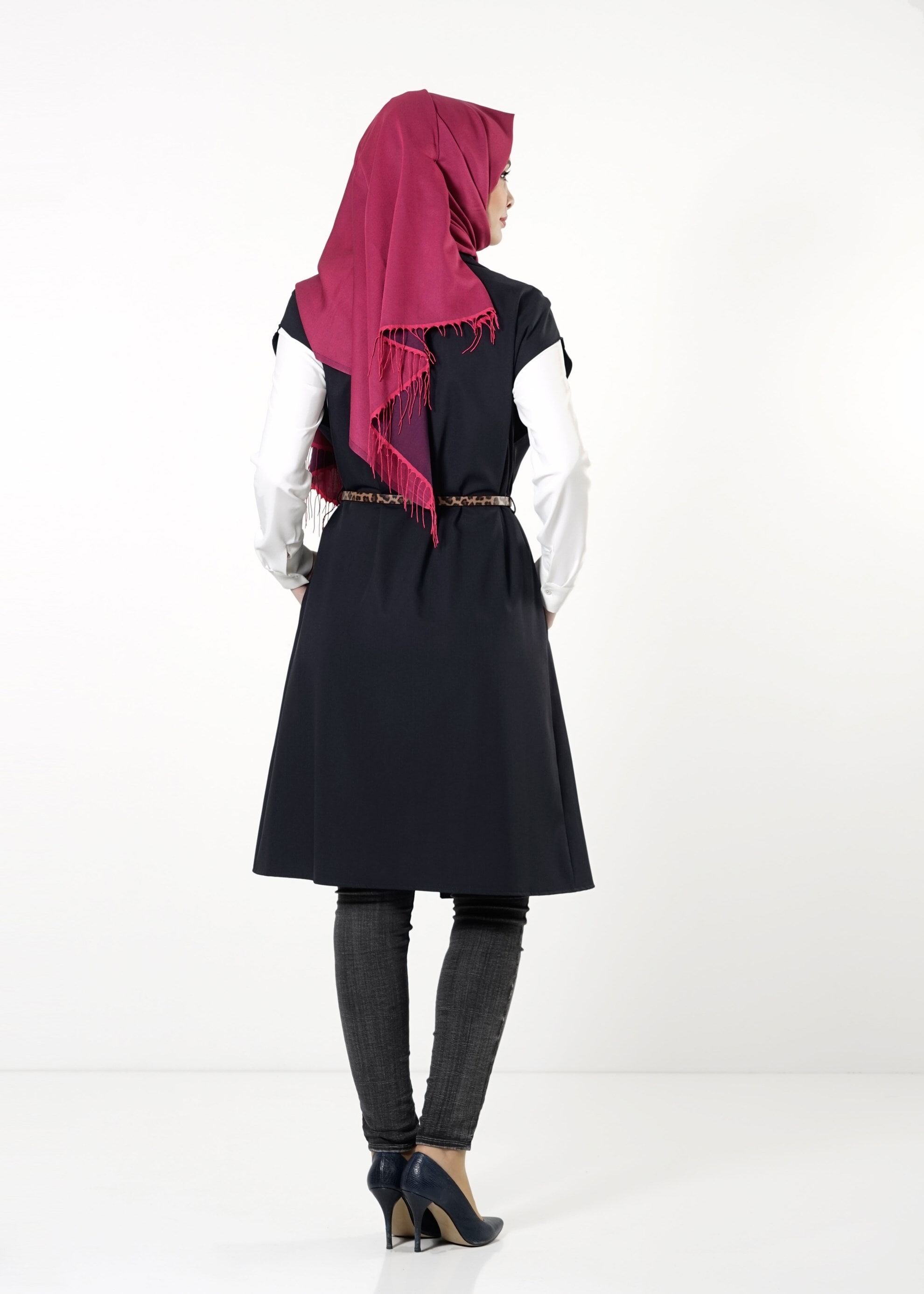 Tesettür giyim LACİVERT CEPLİ YELEK 4158 