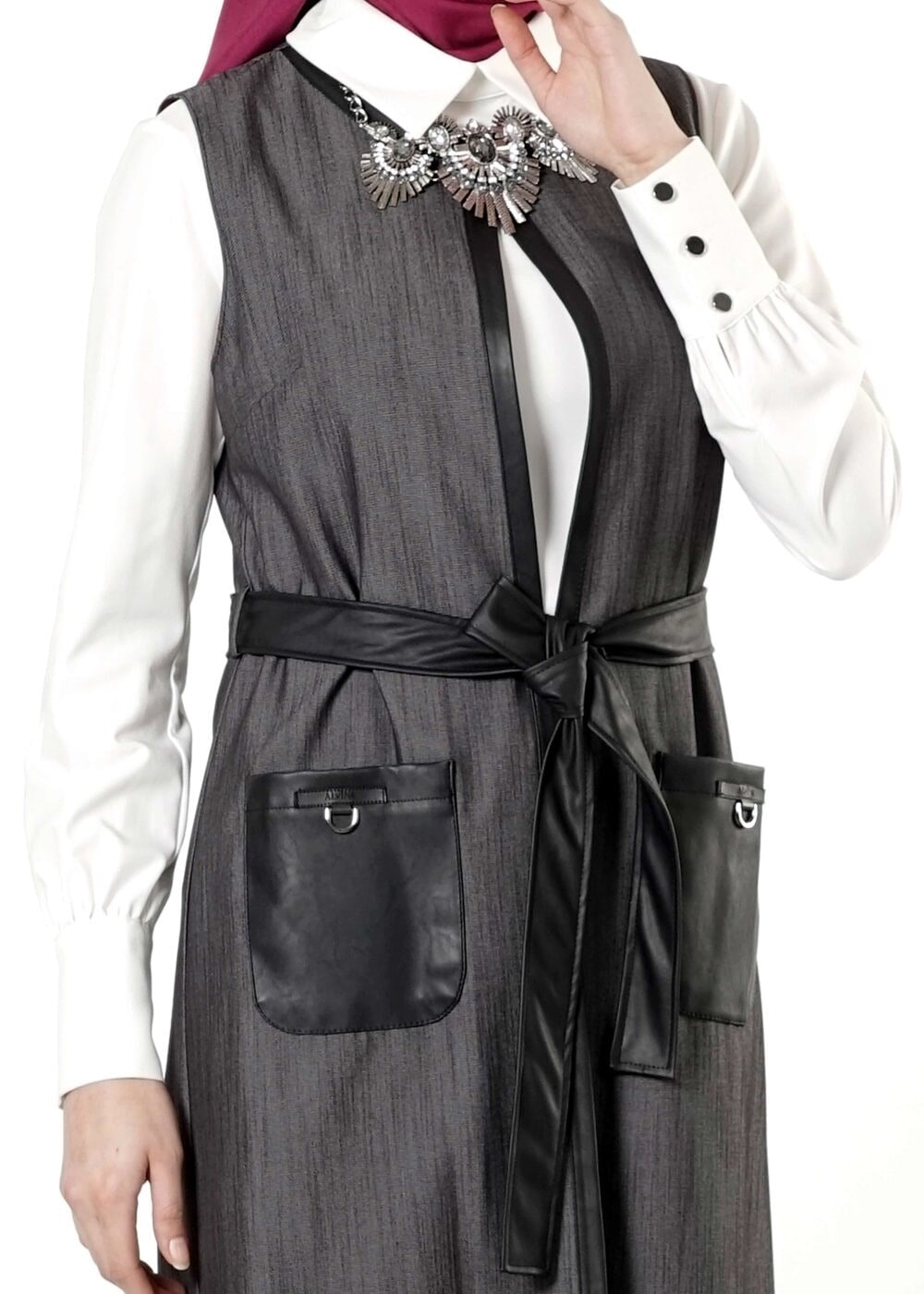 Tesettür giyim SİYAH CEPLİ YELEK 4193 