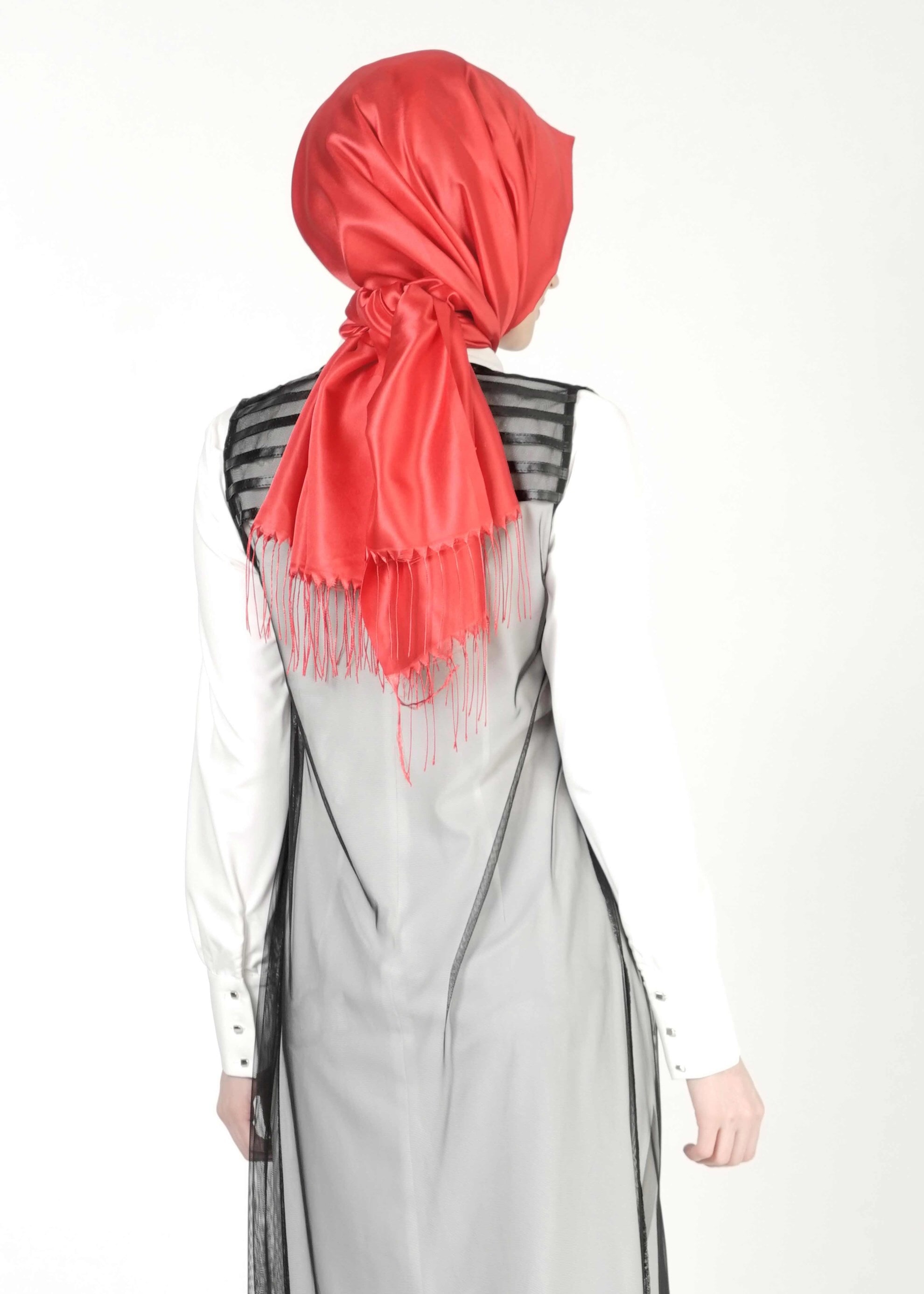 Tesettür giyim SİYAH ASİMETRİK KESİM TÜL YELEK 4027 